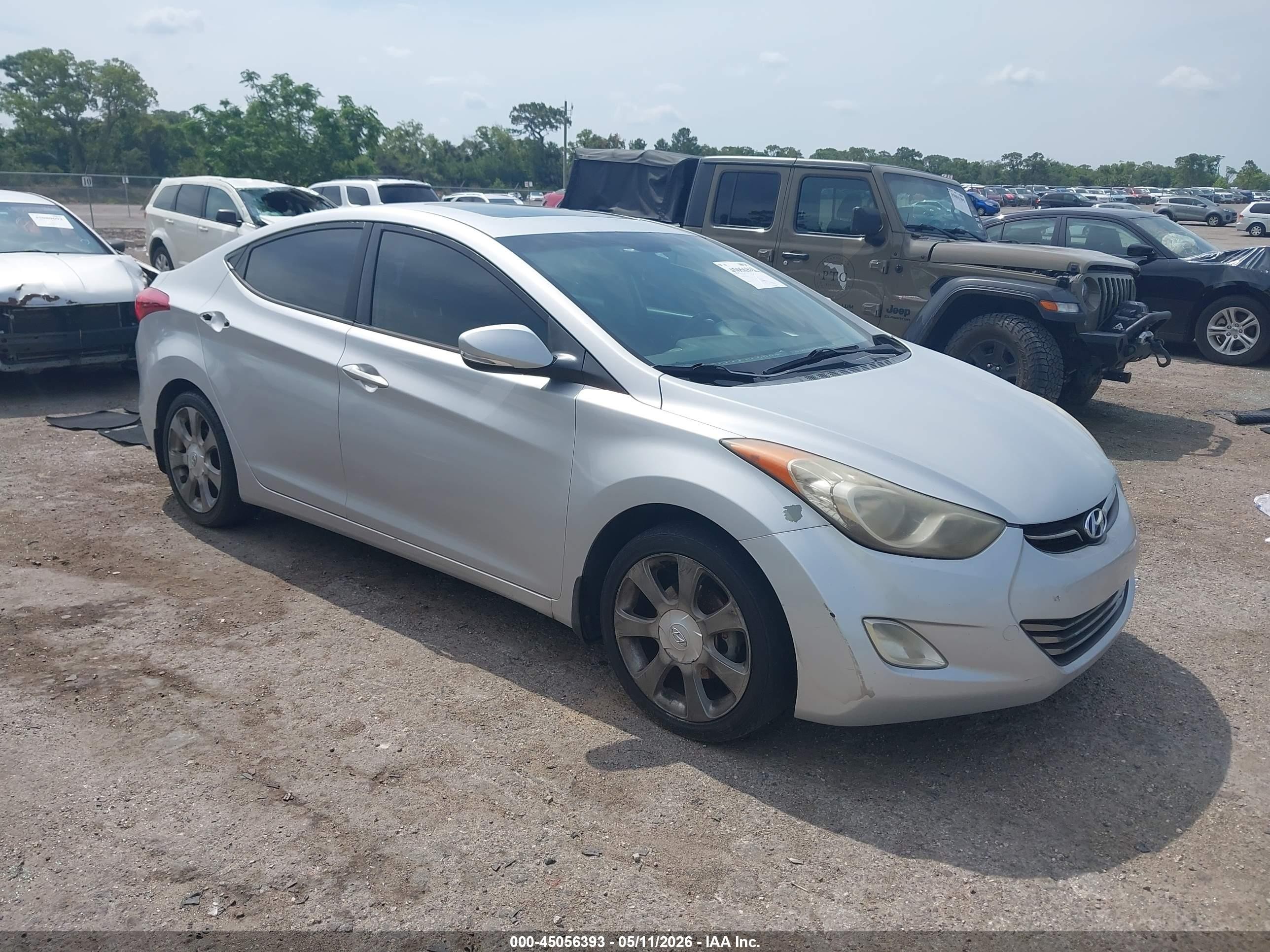 2013 Hyundai Elantra Limited, VIN KMHDH4AE3DU919643 — Normal wear