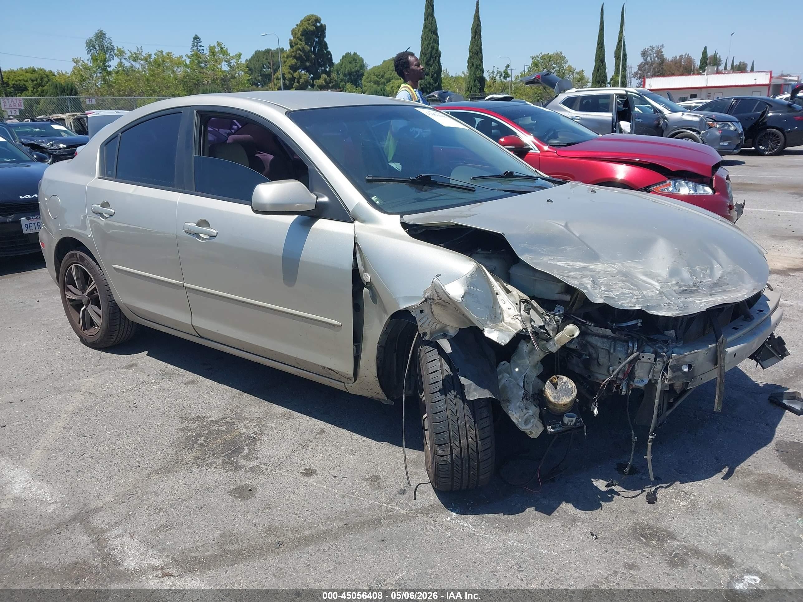 2007 Mazda 3 i Sport, VIN JM1BK32F271686729 — Front end