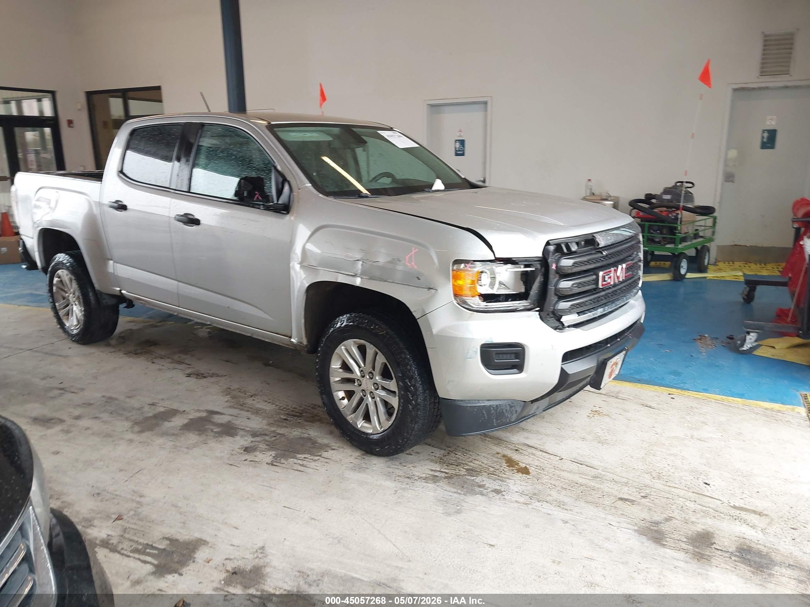 2018 GMC Canyon 2WD, VIN 1GTG5BENXJ1102417 — Side