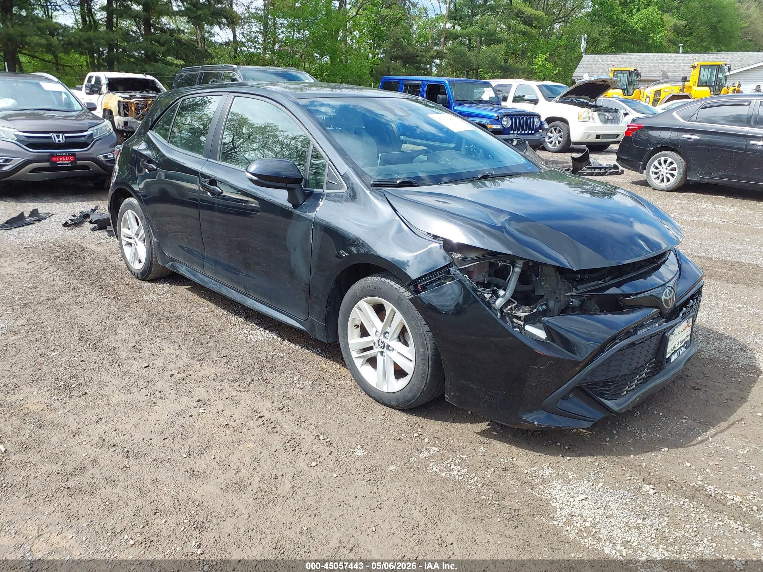 2019 Toyota Corolla, VIN JTNK4RBE4K3003863 — Front end