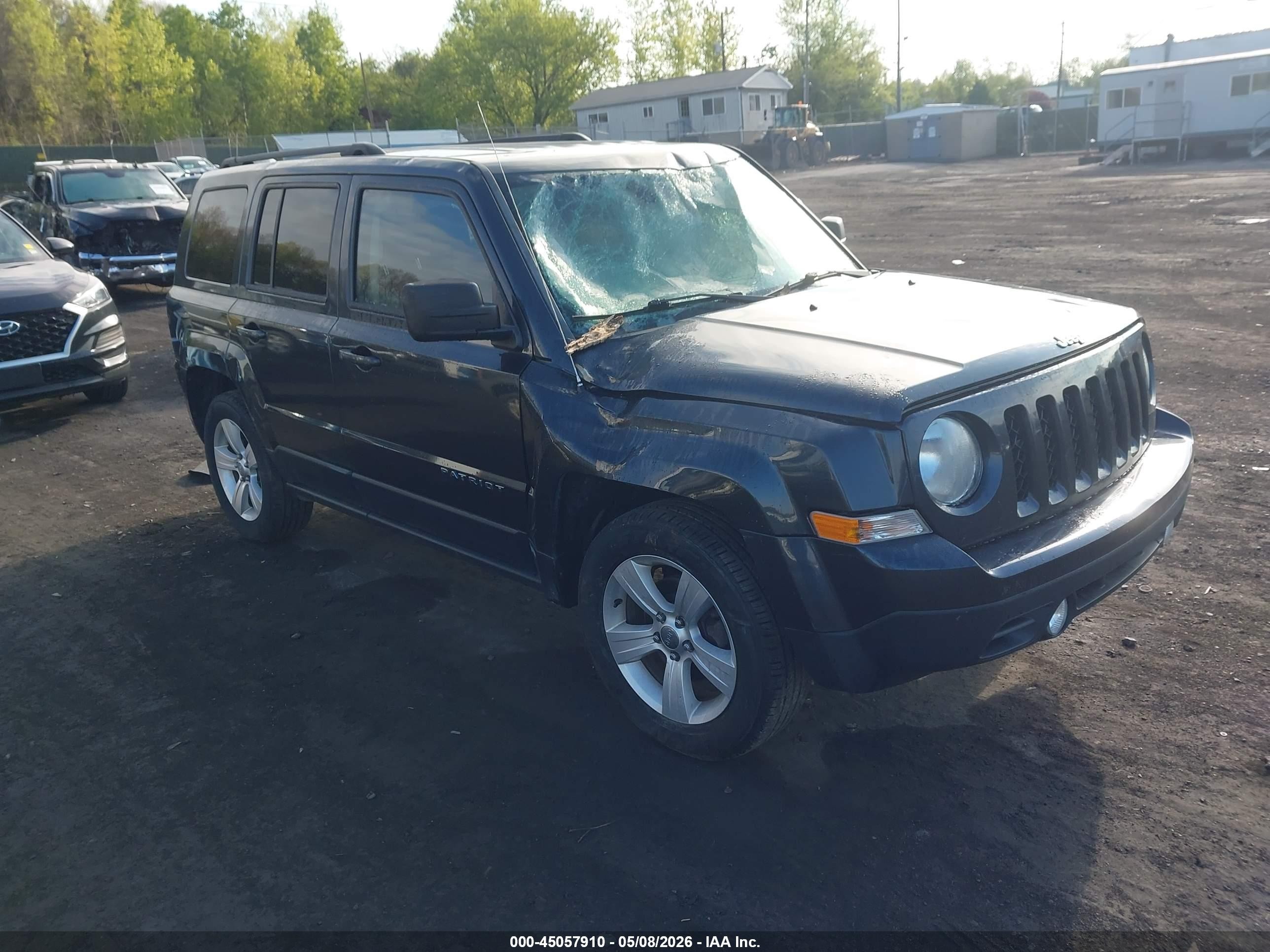 2016 Jeep Patriot Sport, VIN 1C4NJRBB0GD585980 — Storm