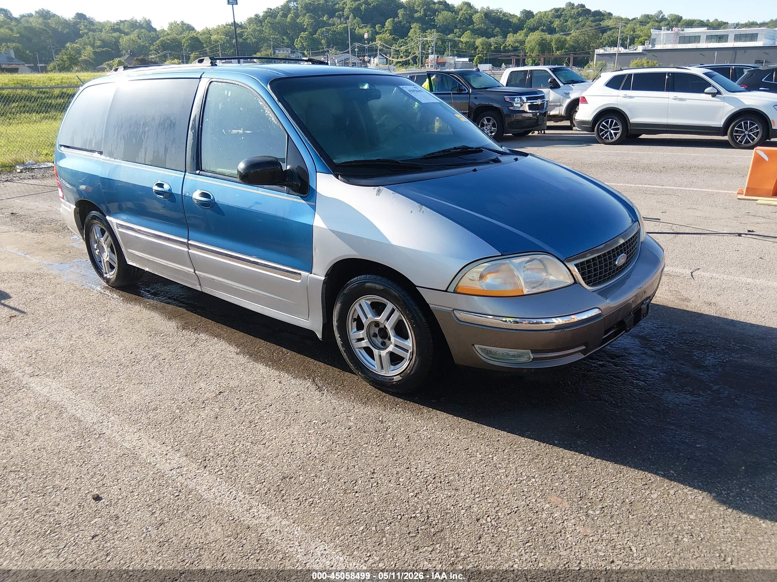 2003 Ford Windstar SEL, VIN 2FMDA53413BA10576 — Rear end