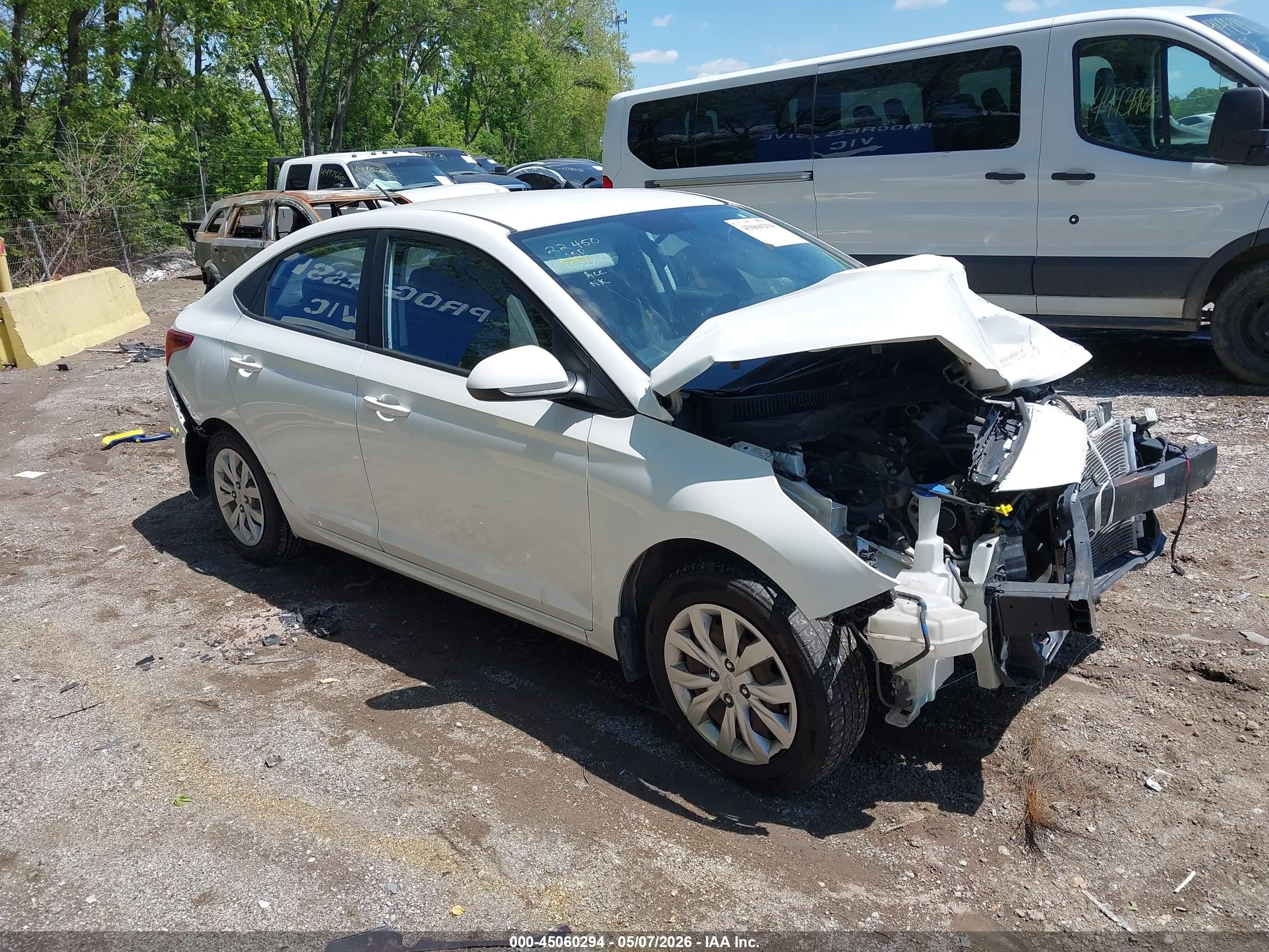 2020 Hyundai Accent SE, VIN 3KPC24A62LE126373 — All over