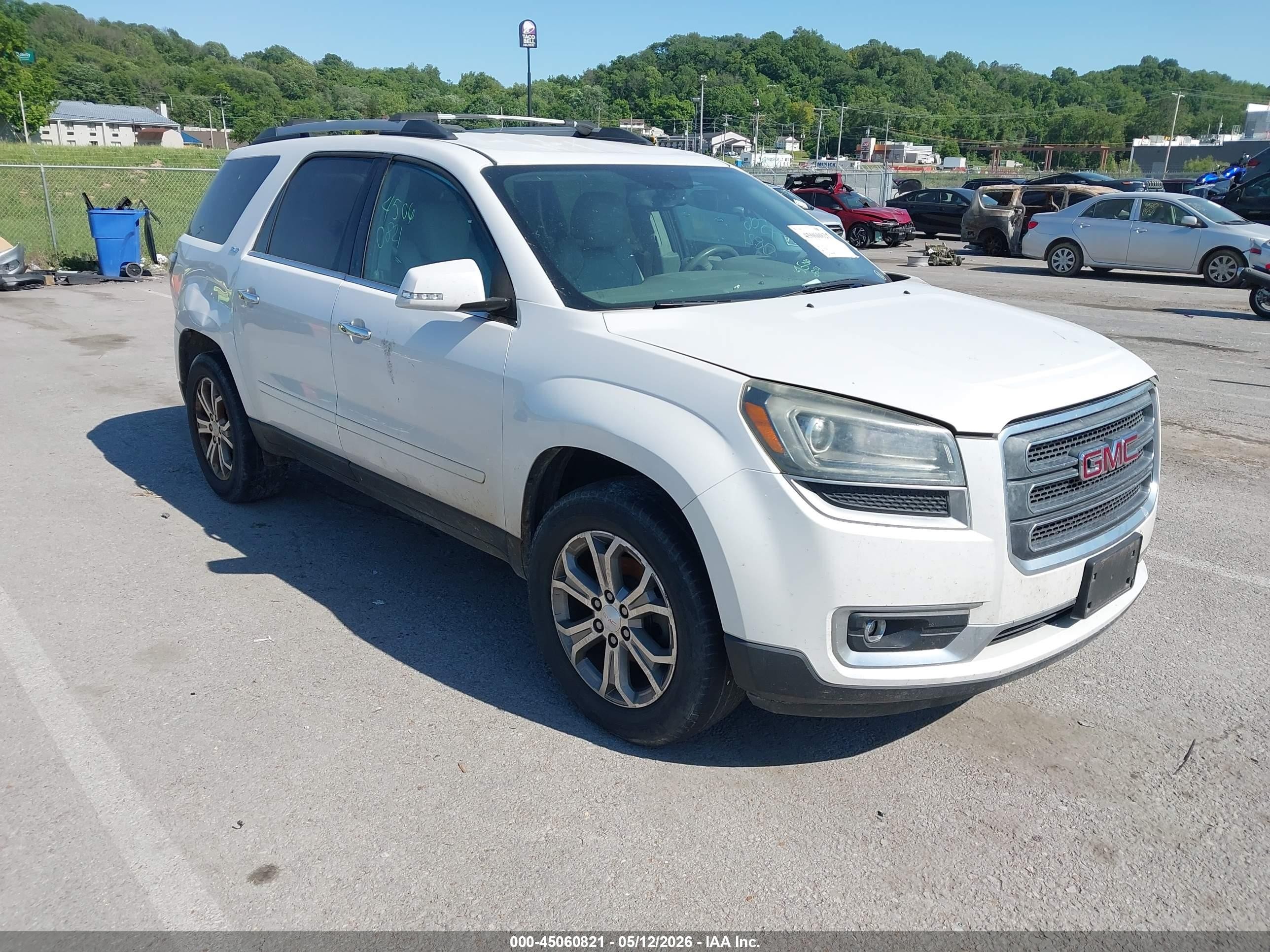2016 GMC Acadia SLT, VIN 1GKKRRKD4GJ108519 — Бок