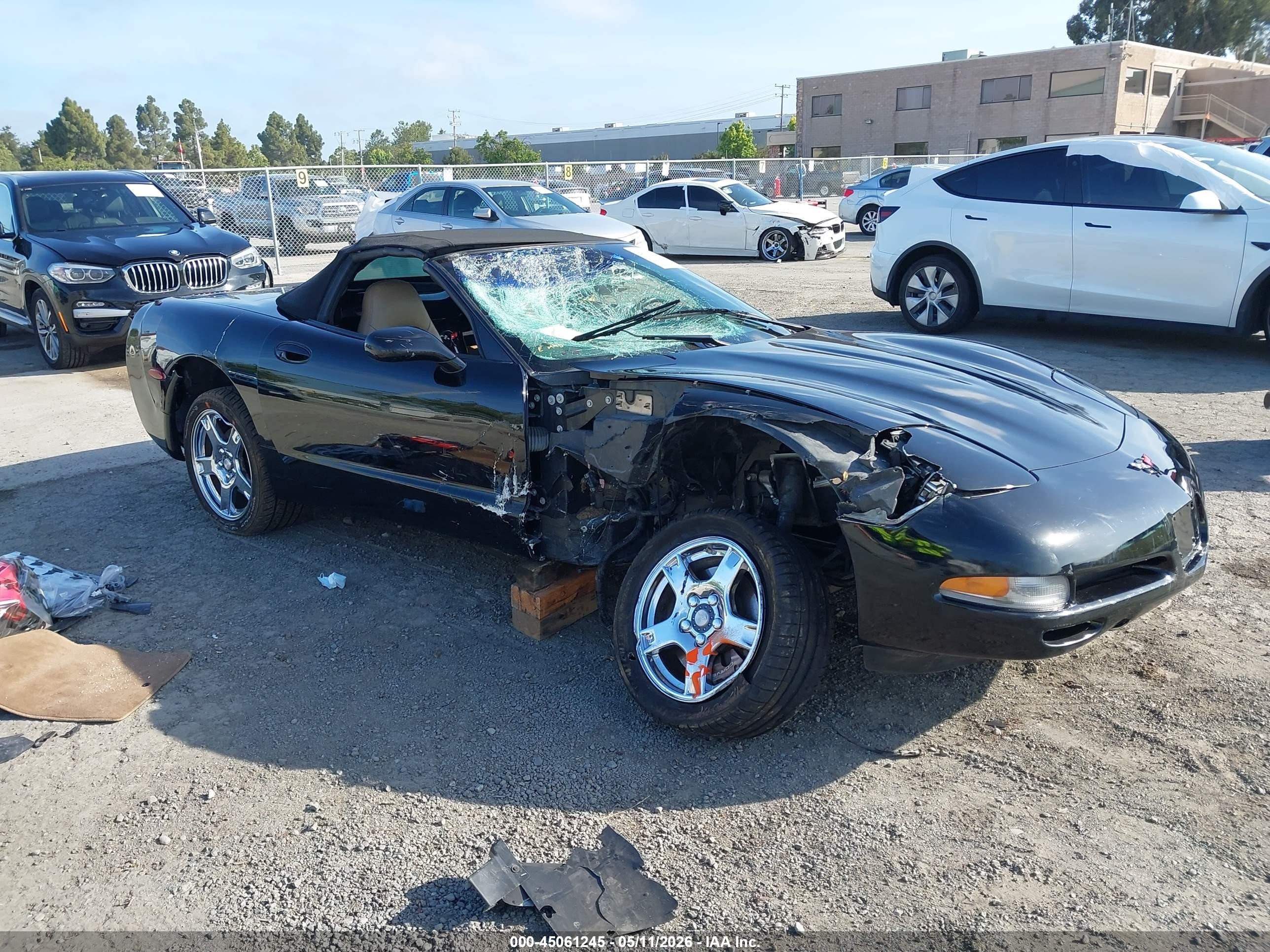 1999 Chevrolet Corvette, VIN 1G1YY32G6X5116722 — Front end