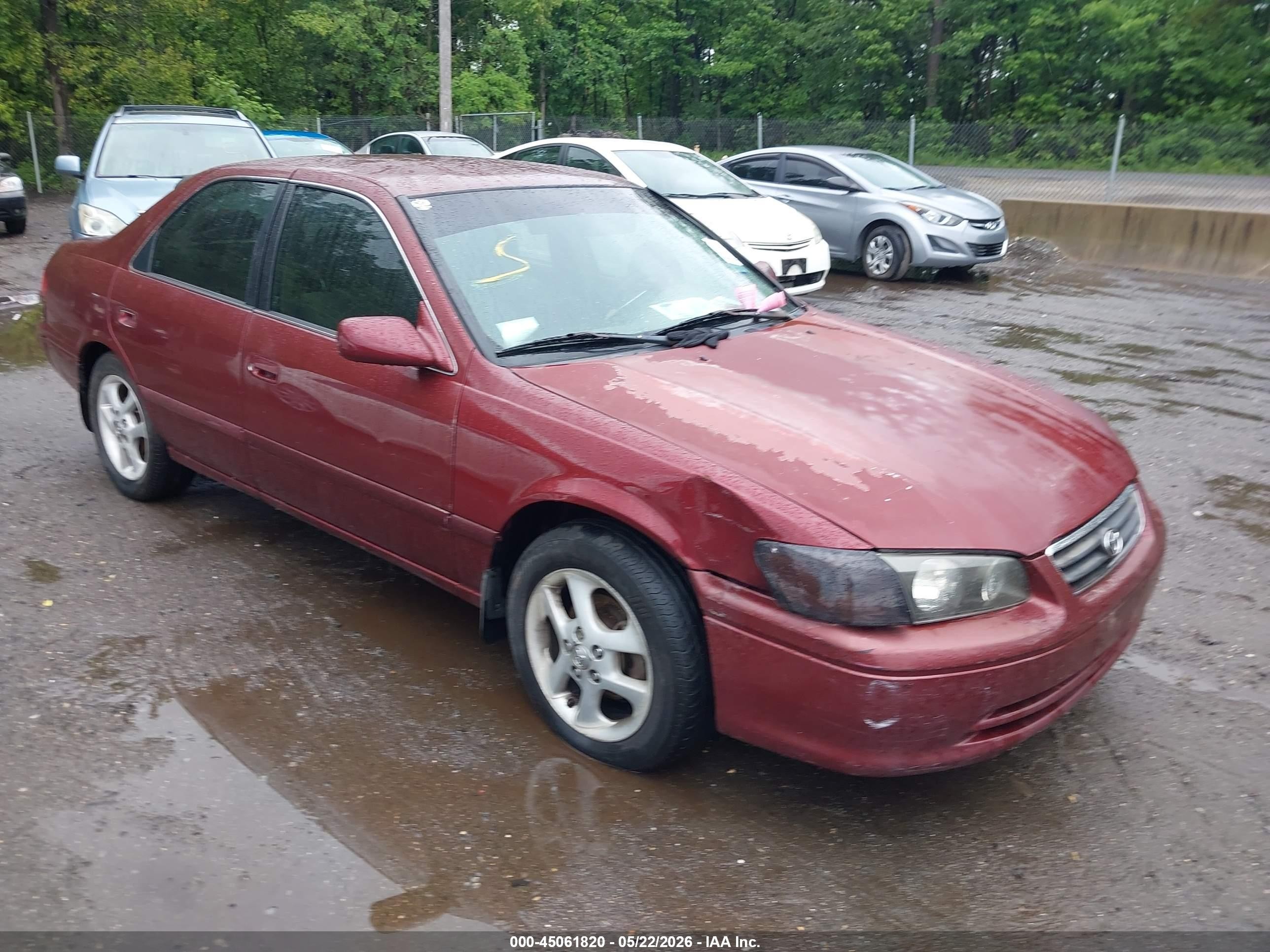 2000 Toyota Camry CE, VIN 4T1BG22K5YU618414 — All over