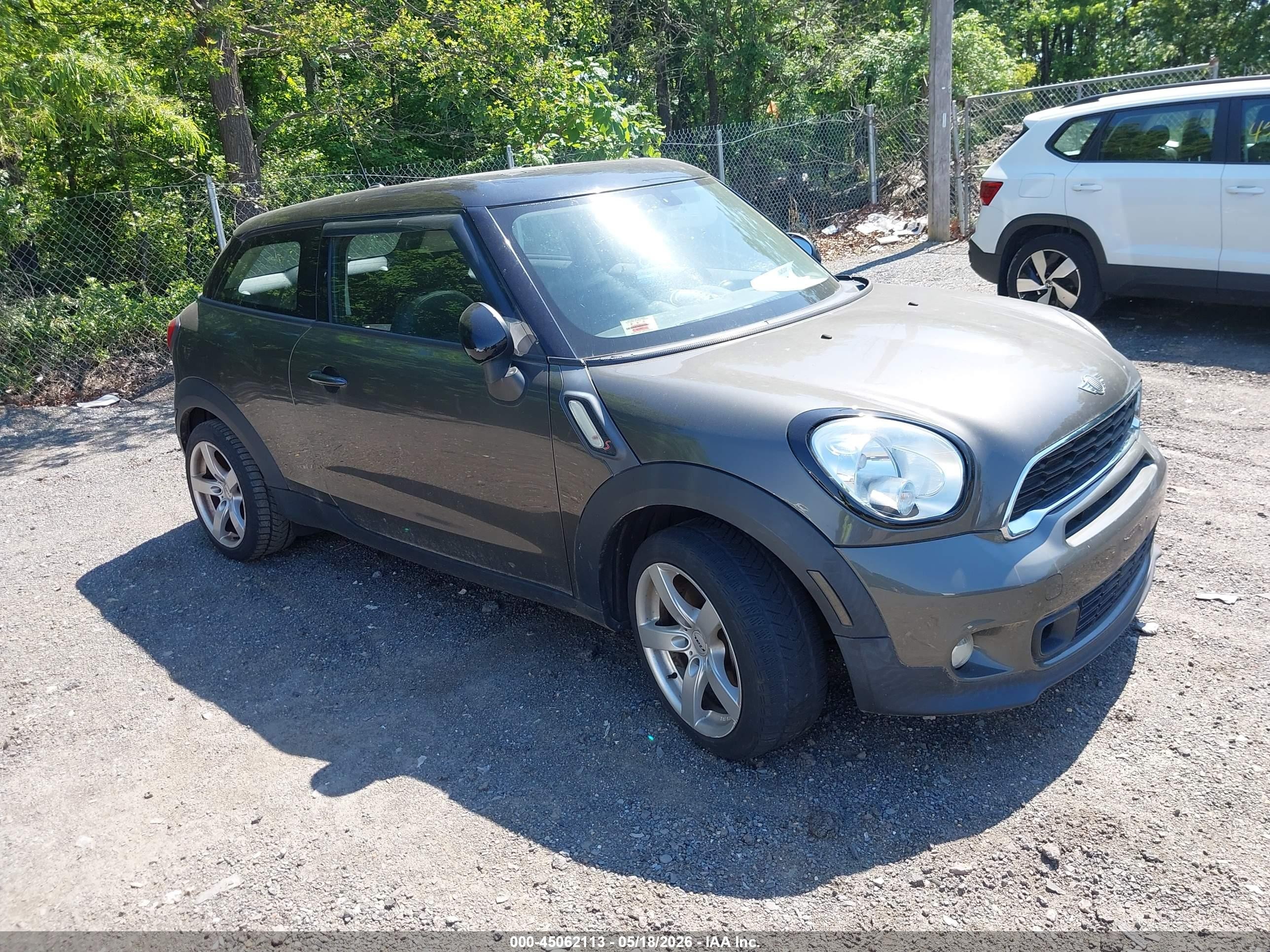 2013 MINI Paceman S ALL4, VIN WMWSS7C56DWN52024 — Front end