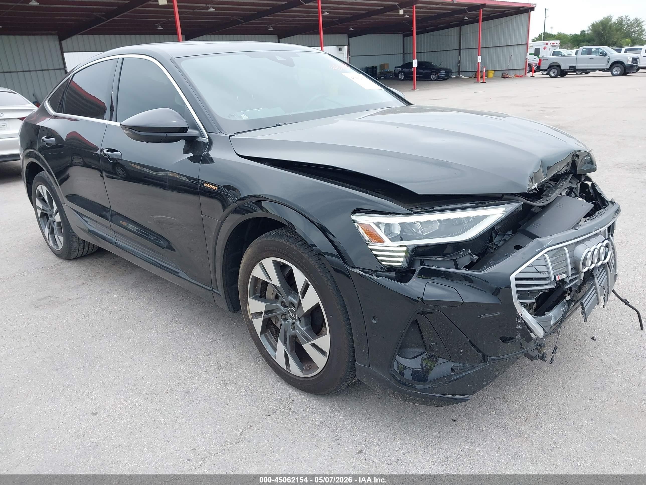2022 Audi e-tron Sportback S line Premium Plus, VIN WA12AAGEXNB032358 — Front end