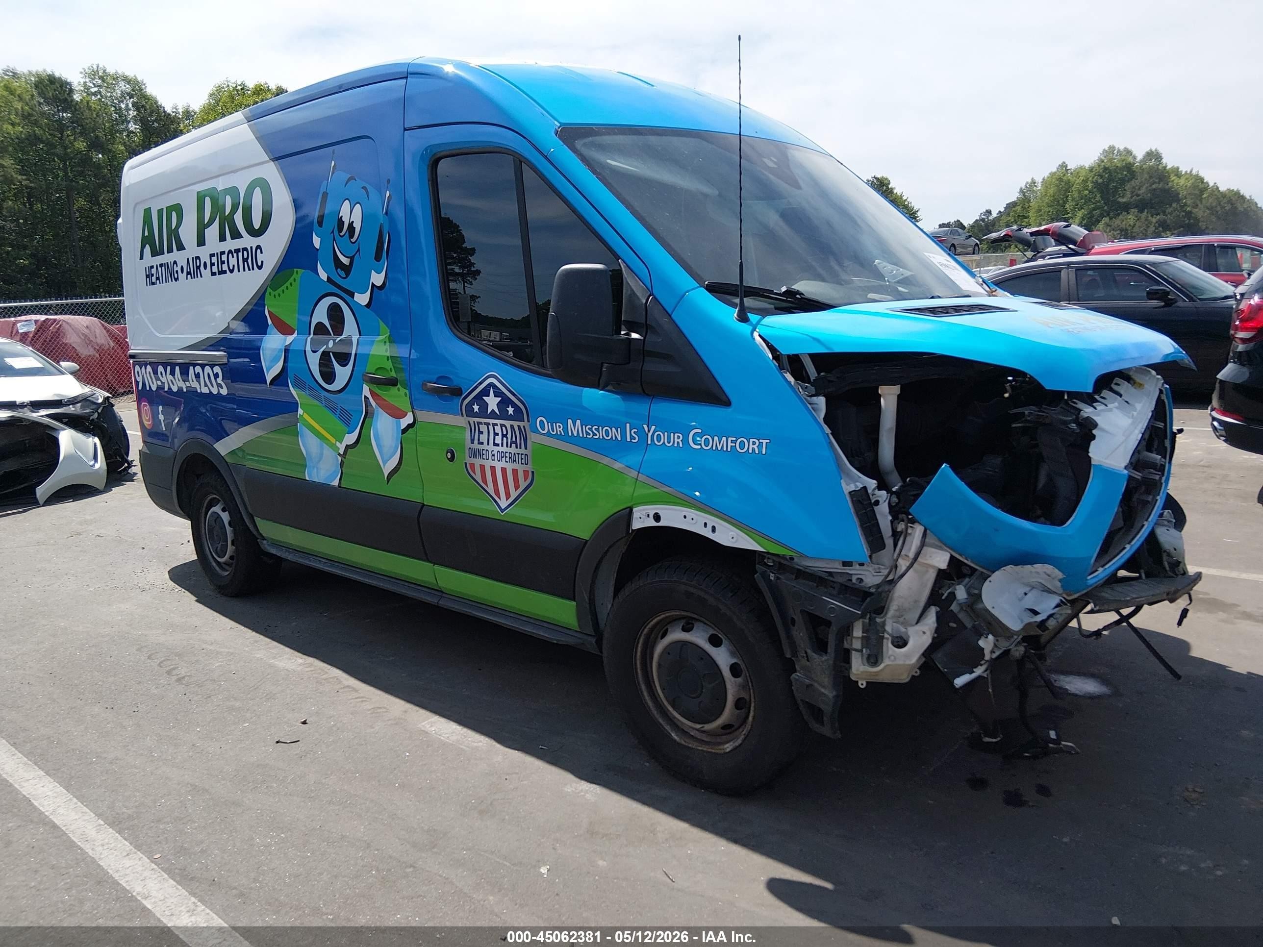 2019 Ford Transit, VIN 1FTYE1CM5KKA06151 — Front end