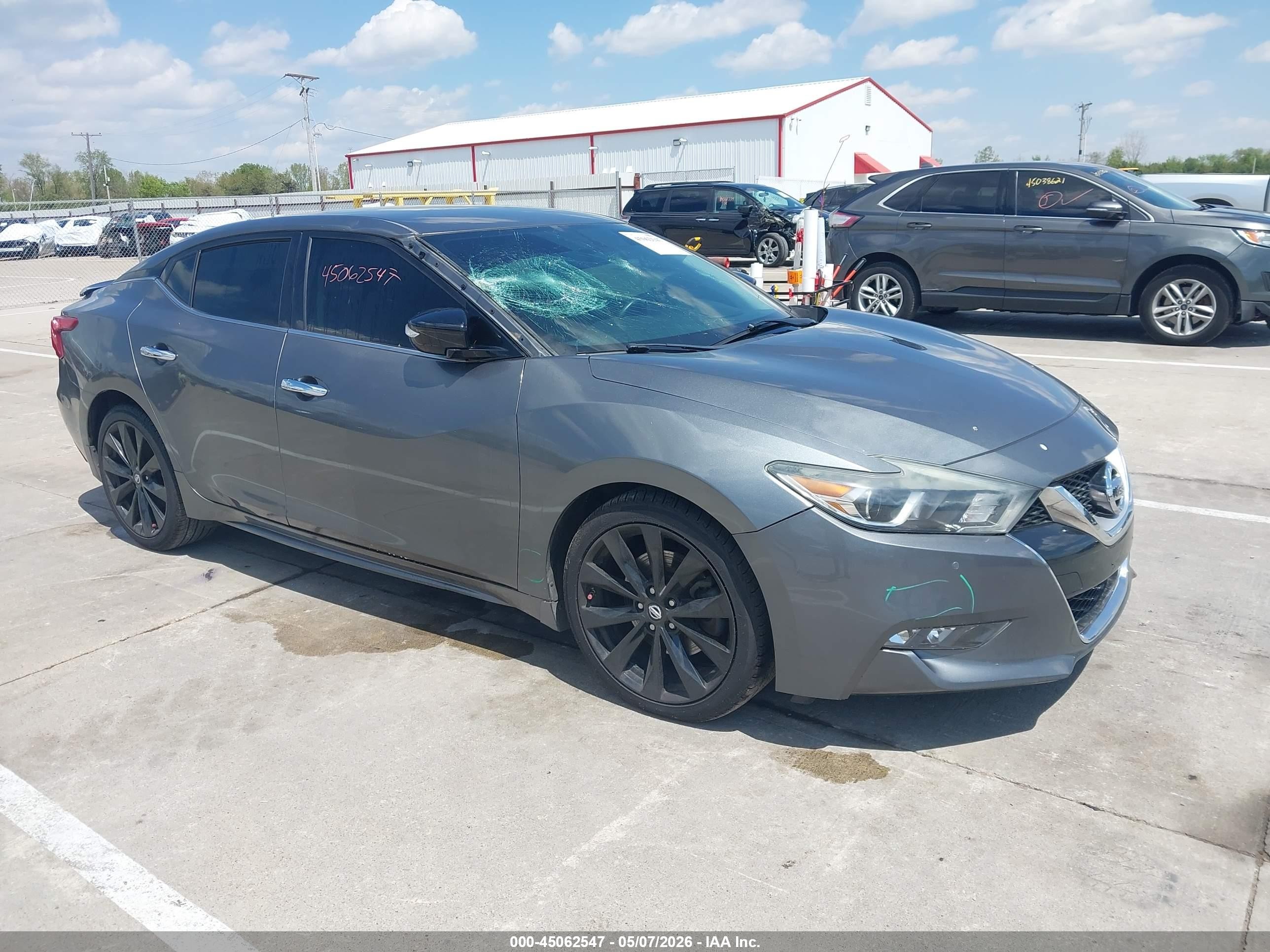2017 Nissan Maxima SR, VIN 1N4AA6AP6HC457542 — Крыша