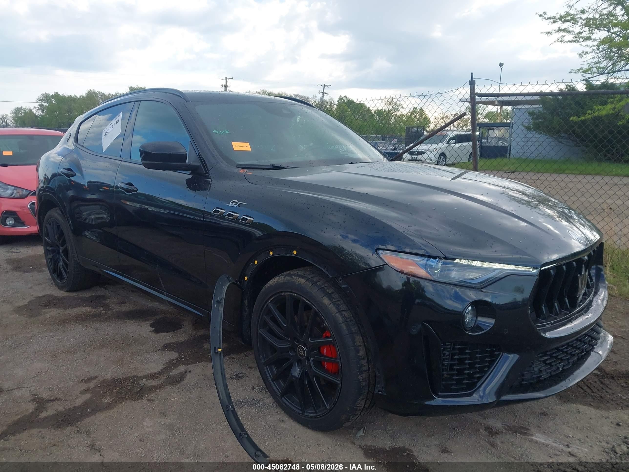 2022 Maserati Levante GT, VIN ZN661XUA2NX384668 — Side