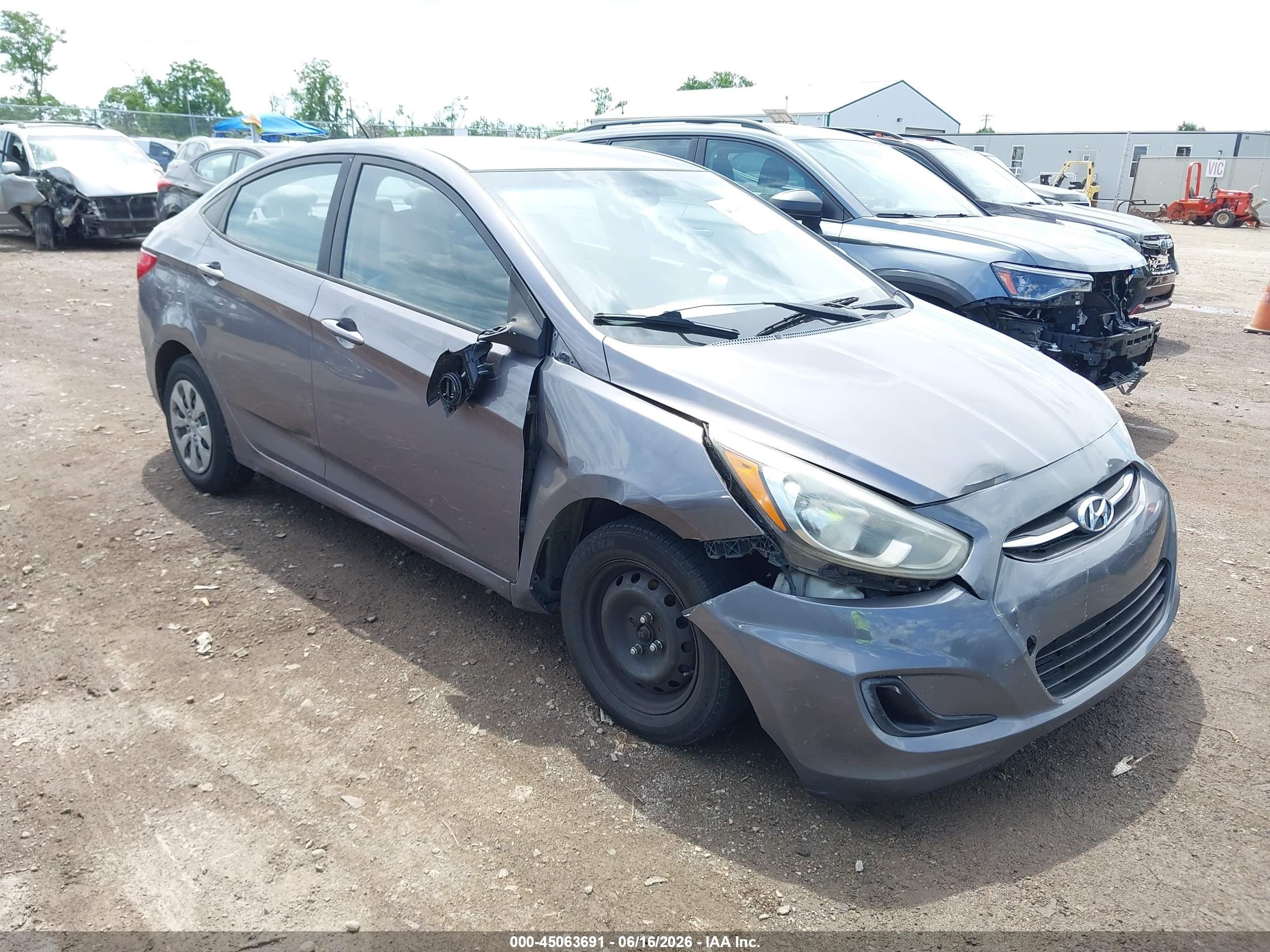 2016 Hyundai Accent SE, VIN KMHCT4AE1GU962053 — После угона