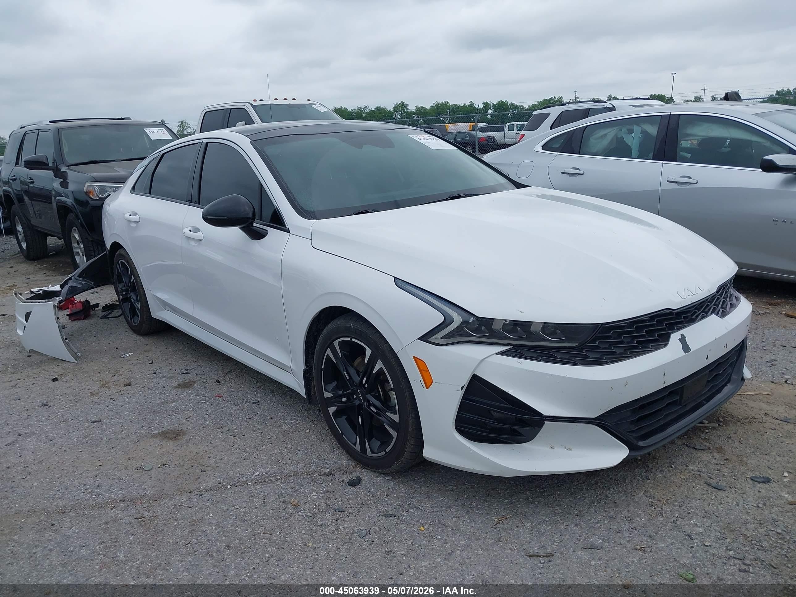 2023 Kia K5 GT-Line, VIN 5XXG64J23PG193760 — Rear end