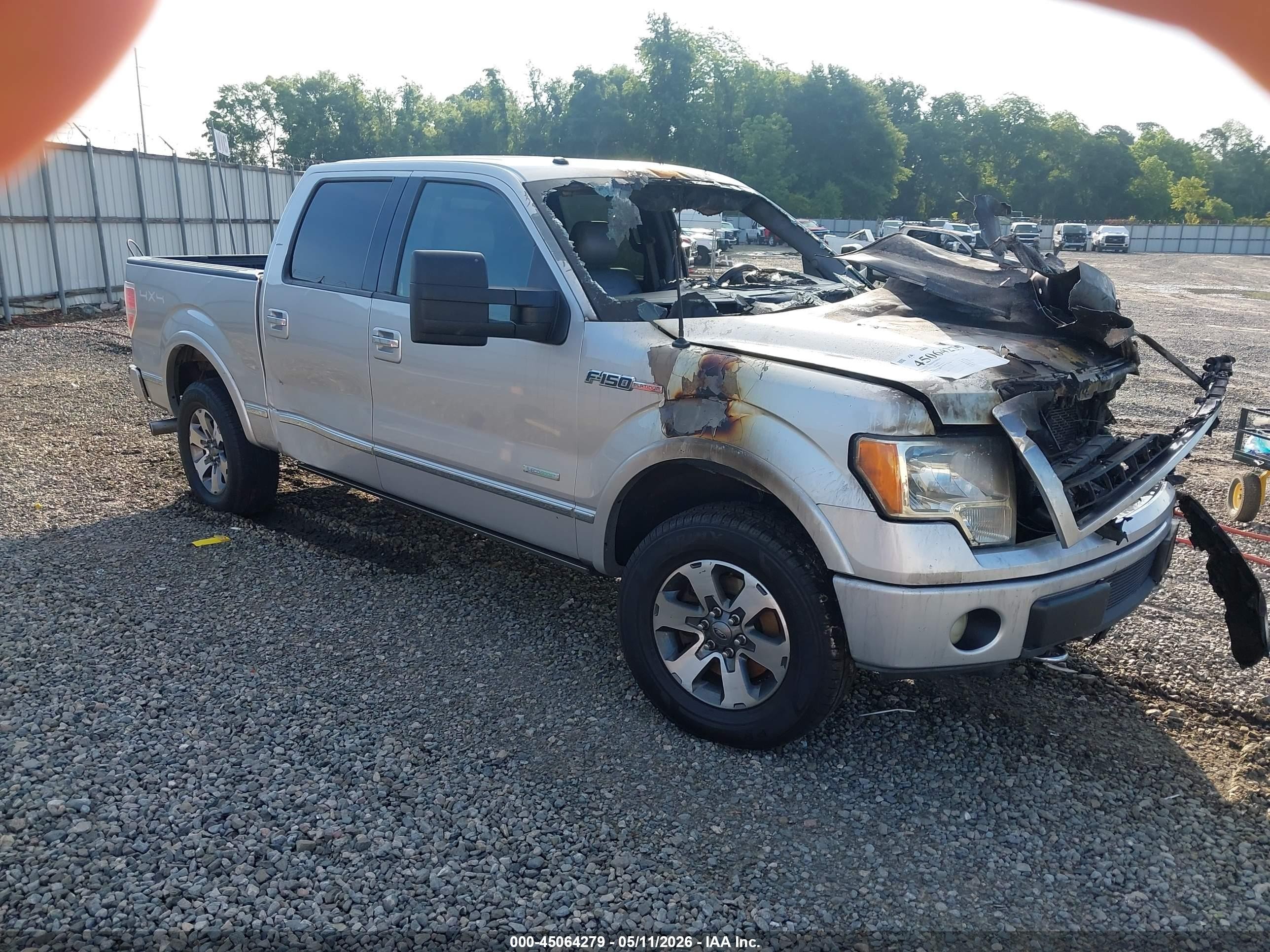 2011 Ford F-150 XLT, VIN 1FTFW1ET6BFA52153 — Engine fire