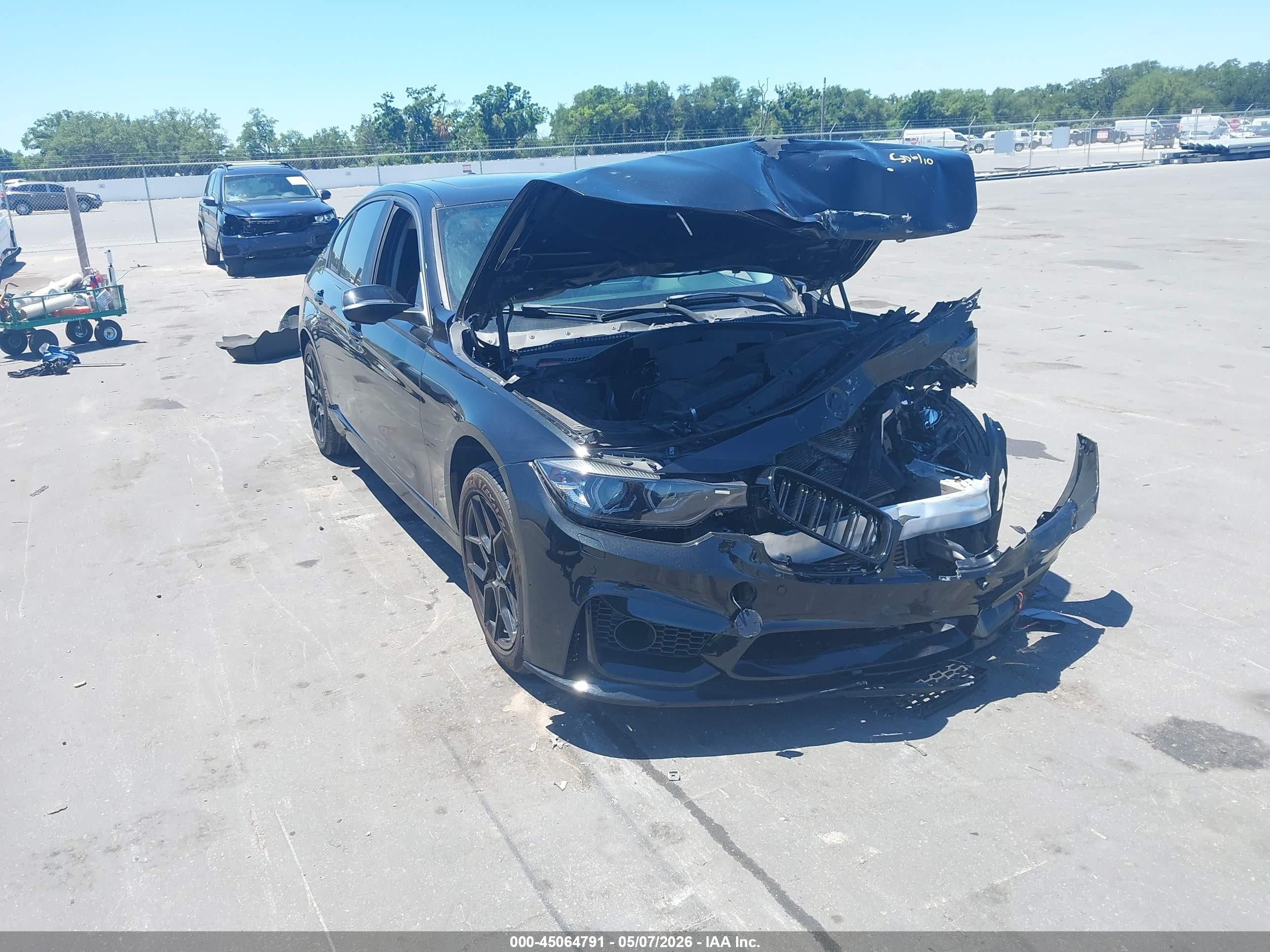 2013 BMW 3 Series 328i, VIN WBA3A5C5XDF351772 — Front end
