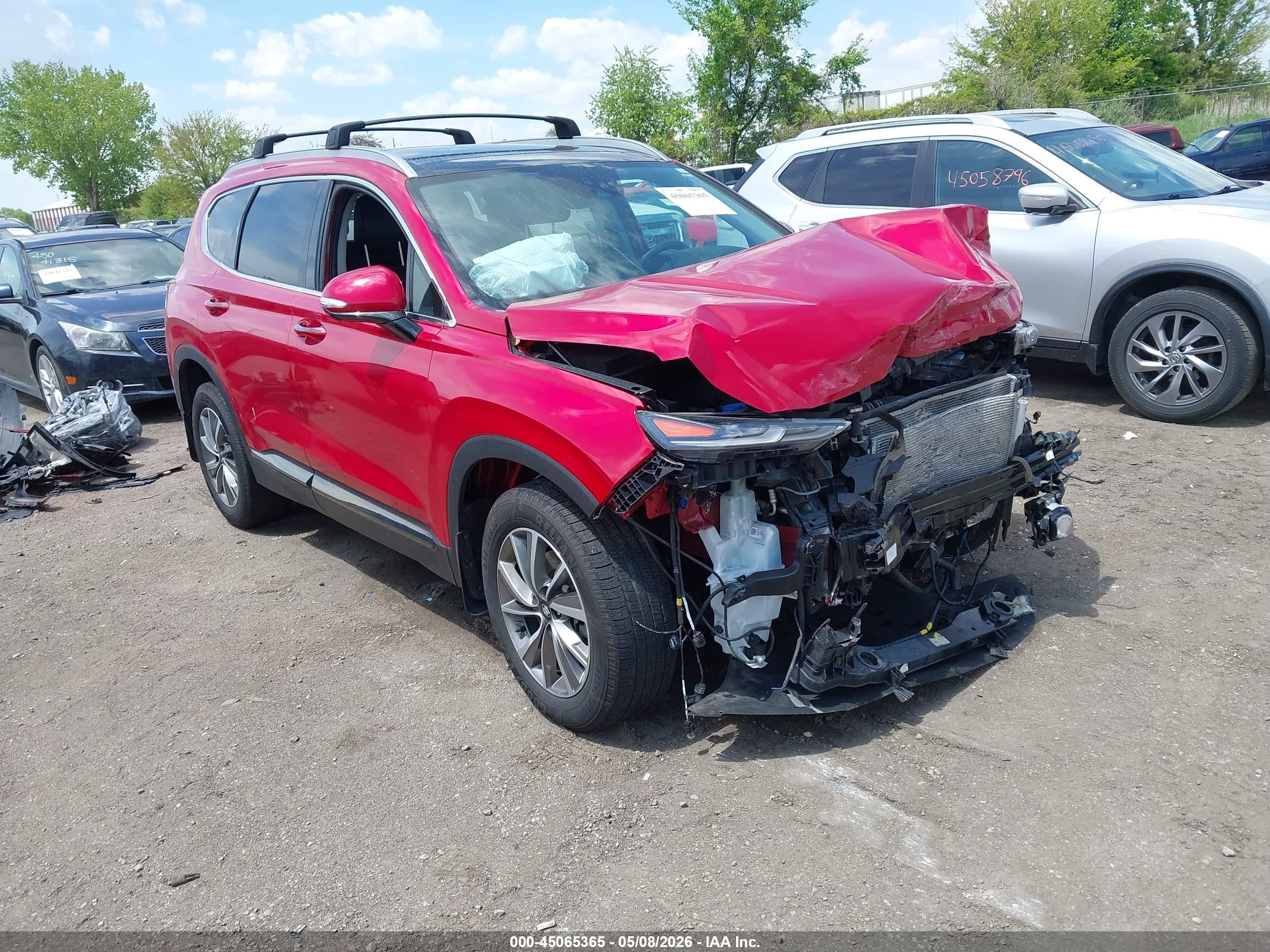 2020 Hyundai Santa Fe Limited, VIN 5NMS5CAD5LH275560 — Front end
