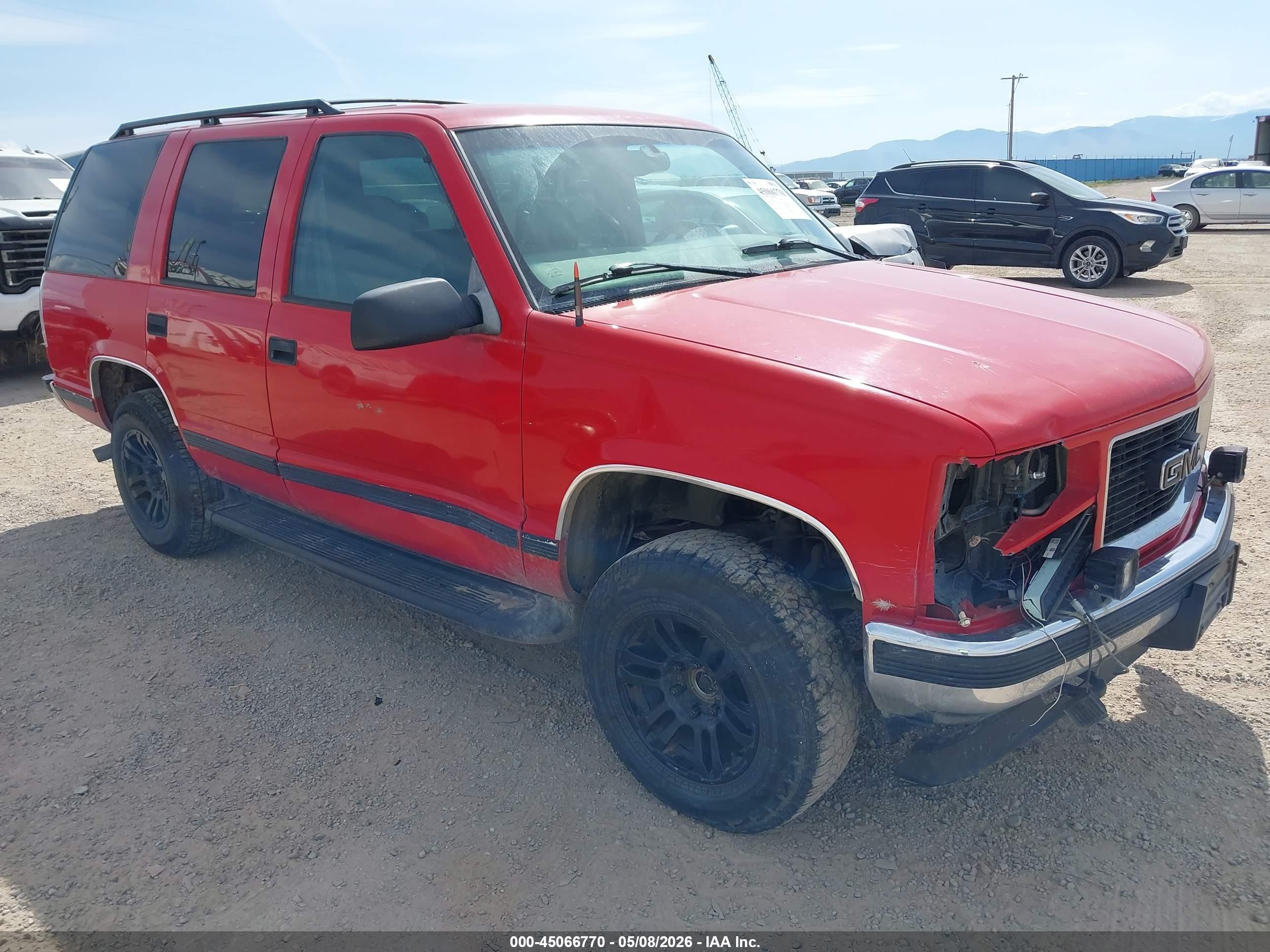 1999 GMC Denali, VIN 1GKEK13R7XR504281 — Бок