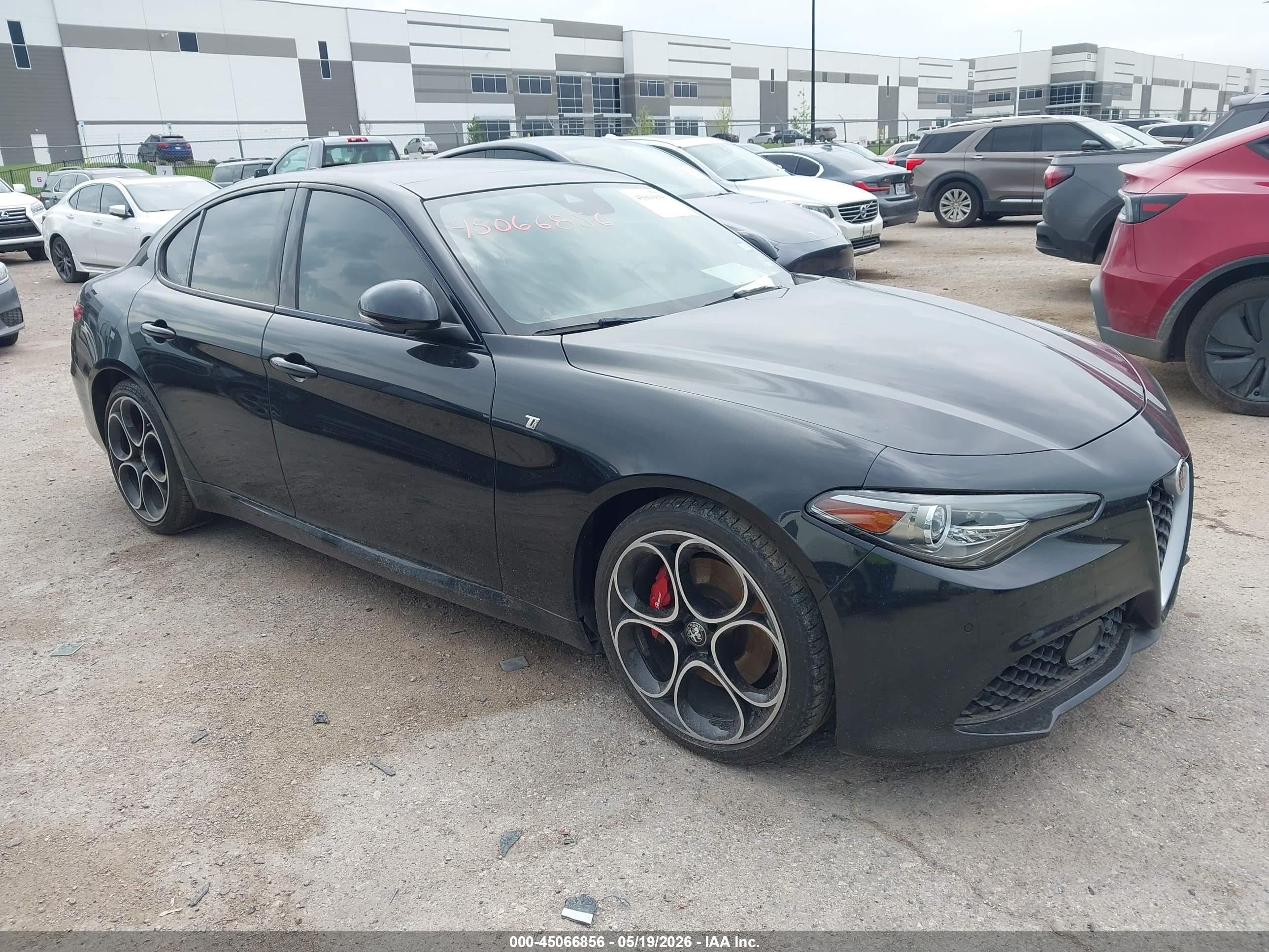 2023 Alfa Romeo Giulia Veloce, VIN ZARFAMBN0P7671716 — Вода / потоп