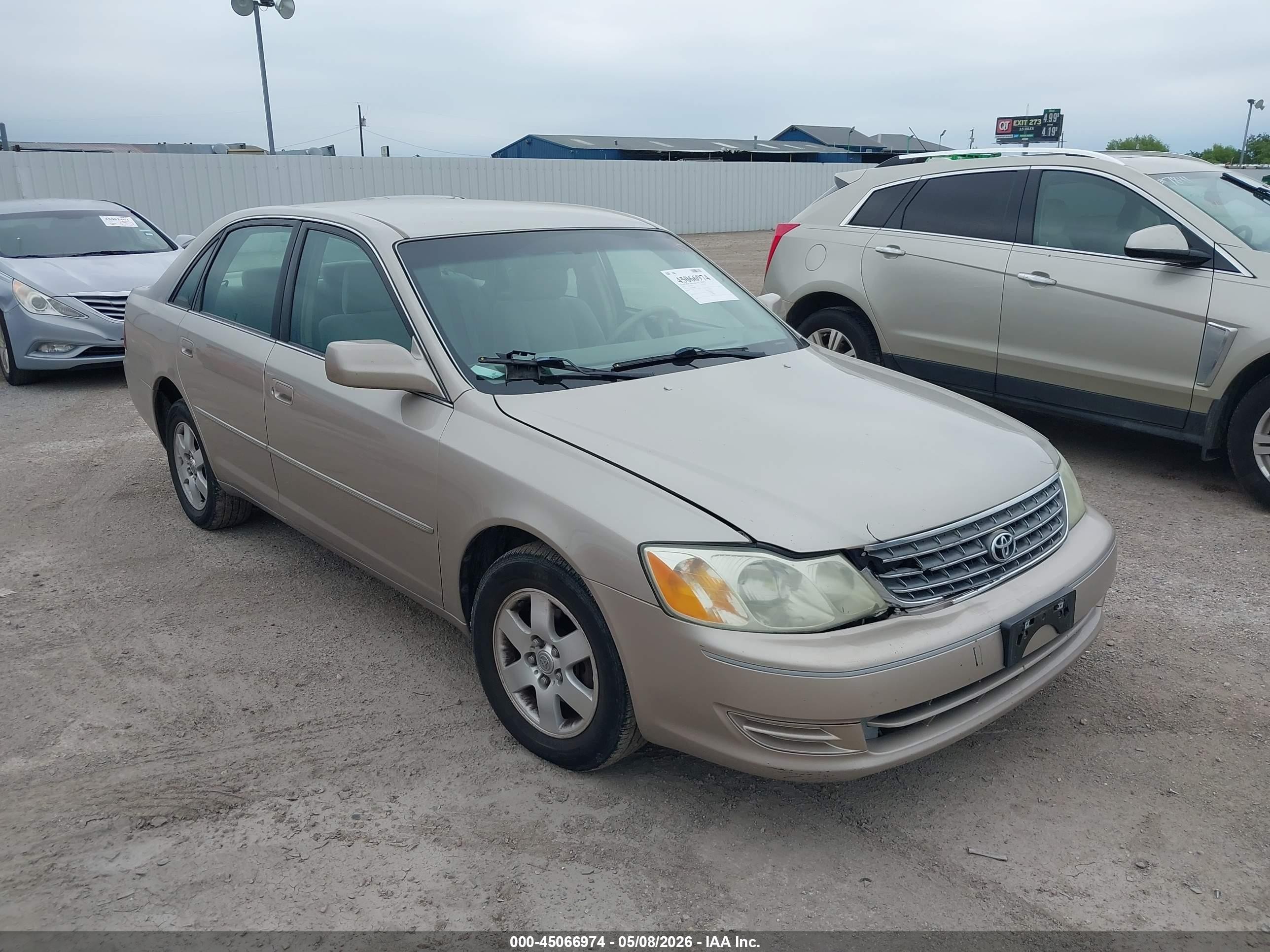 2004 Toyota Avalon XLS, VIN 4T1BF28B84U355940 — Side