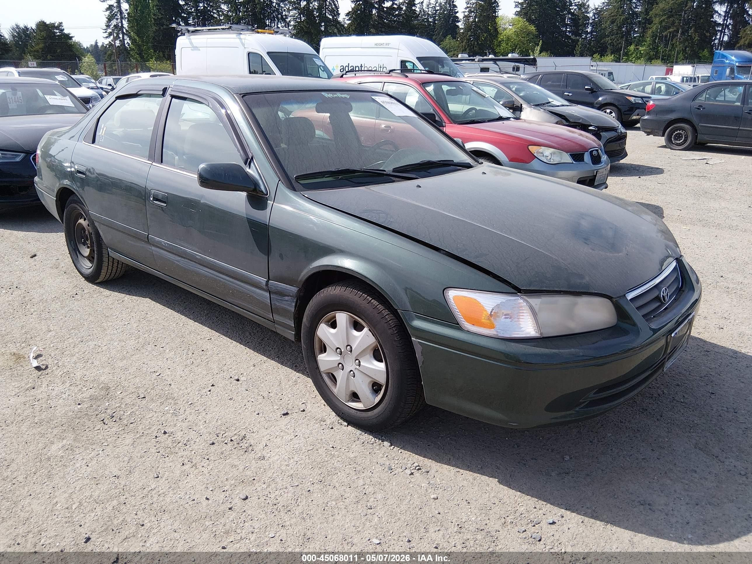 2000 Toyota Camry LE, VIN JT2BG22K8Y0382619 — All over