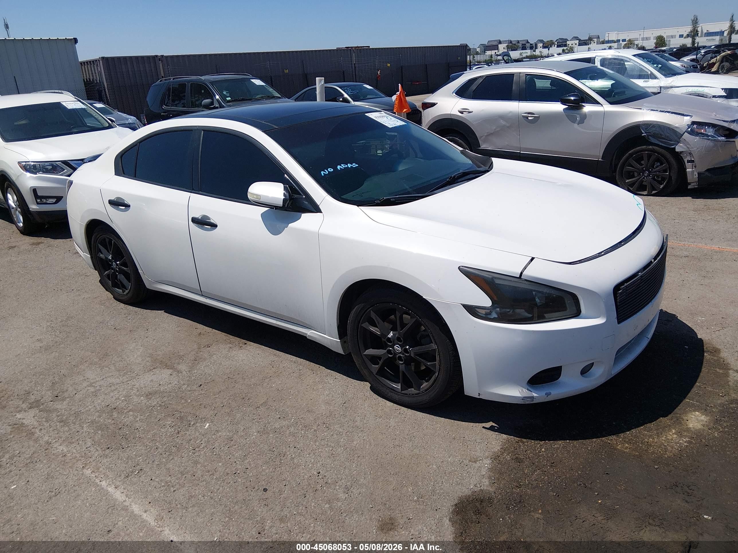 2012 Nissan Maxima S, VIN 1N4AA5AP0CC850553 — Перед