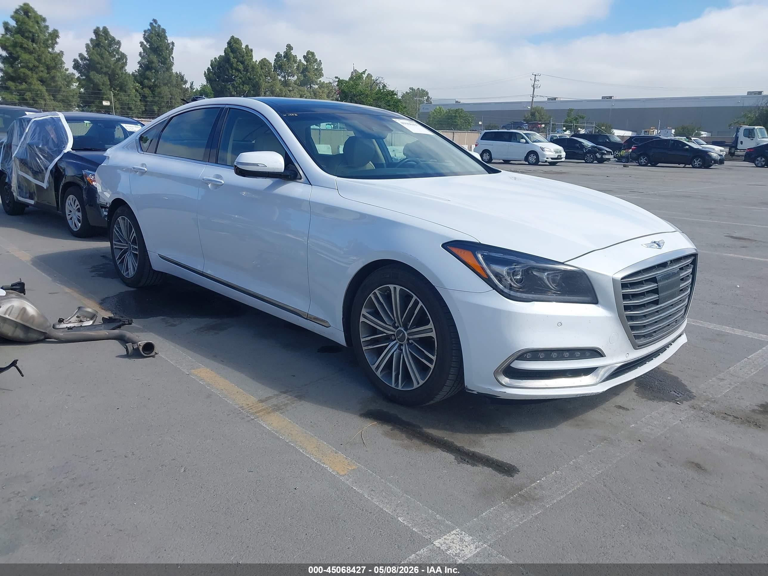 2018 Genesis G80 3.8L, VIN KMHGN4JE3JU238416 — Rear end