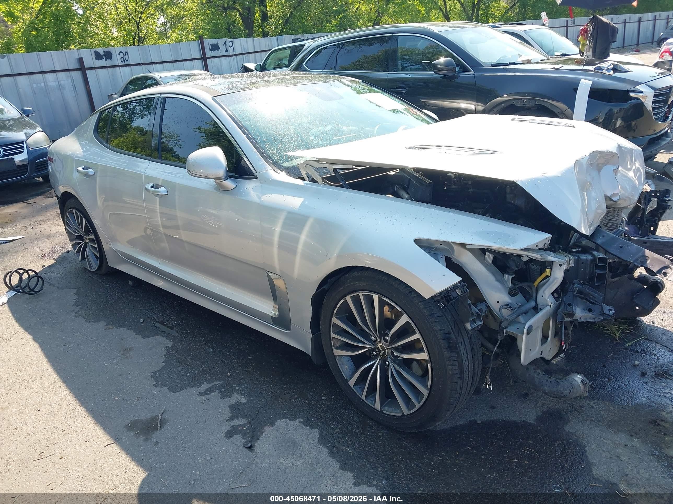 2018 Kia Stinger Premium, VIN KNAE25LA6J6017009 — All over