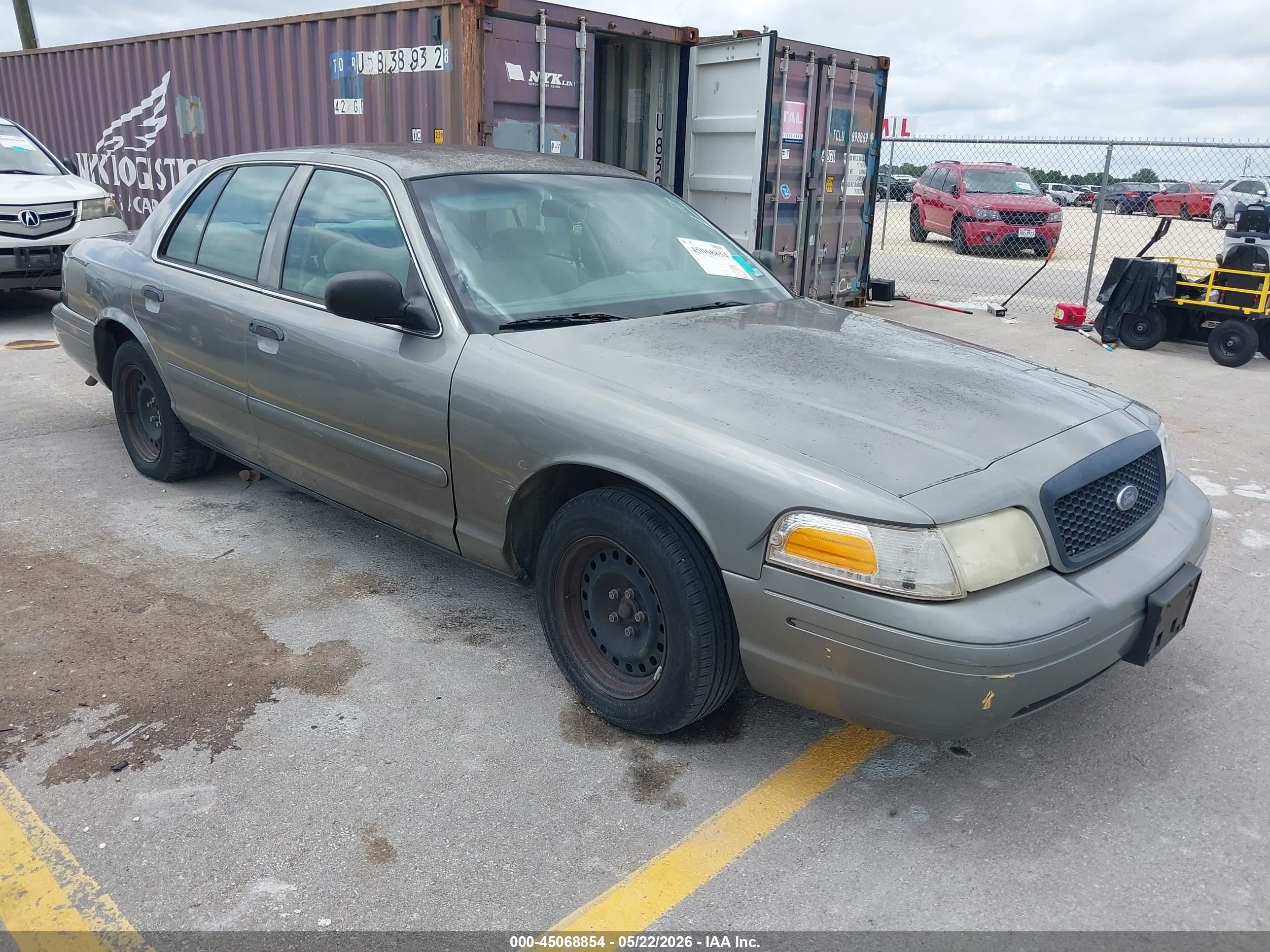 2001 Ford Crown Victoria Police Interceptor, VIN 2FAFP71W51X159350 — Hail