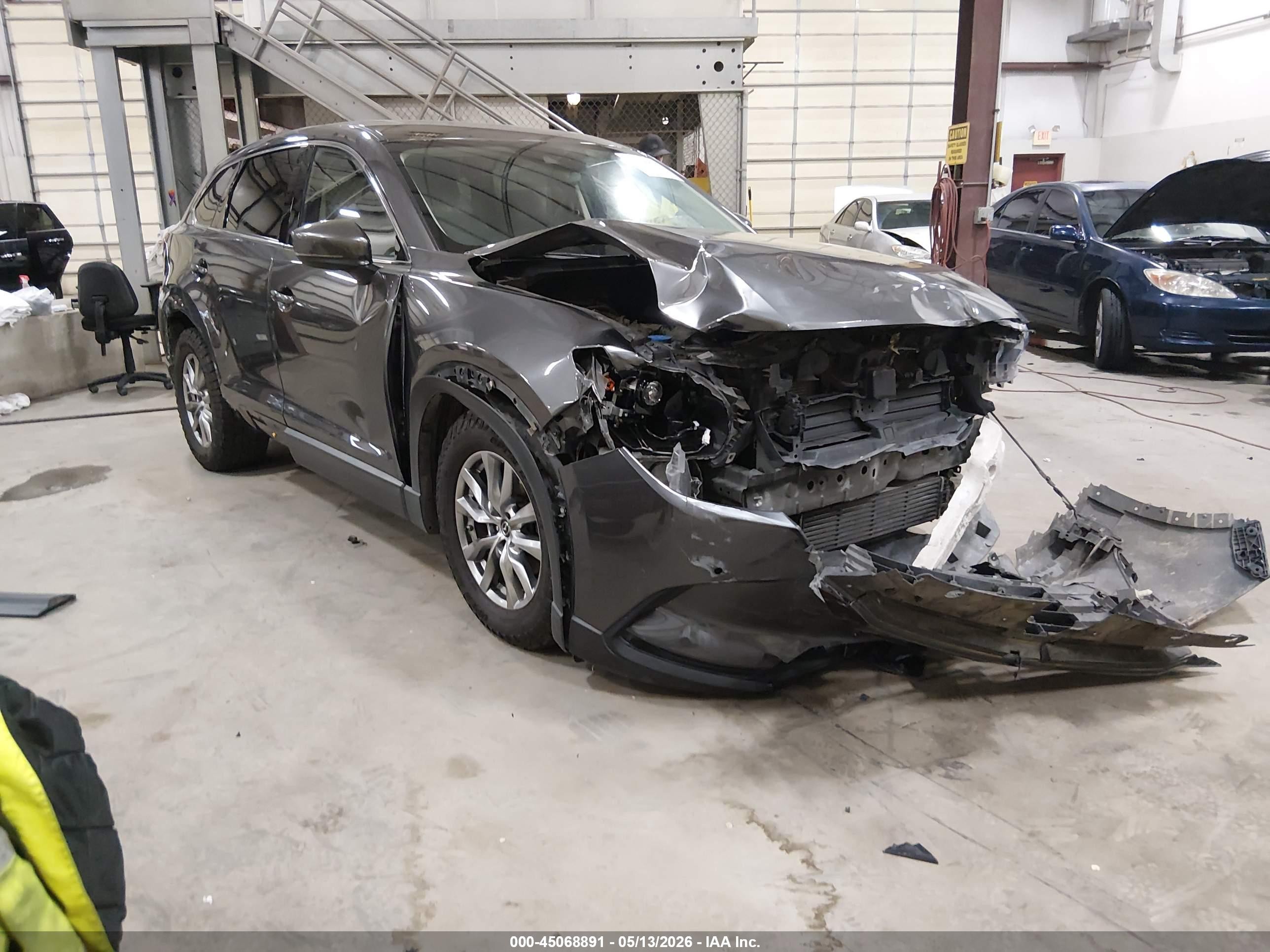 2018 Mazda CX-9 Touring, VIN JM3TCACY9J0218426 — All over