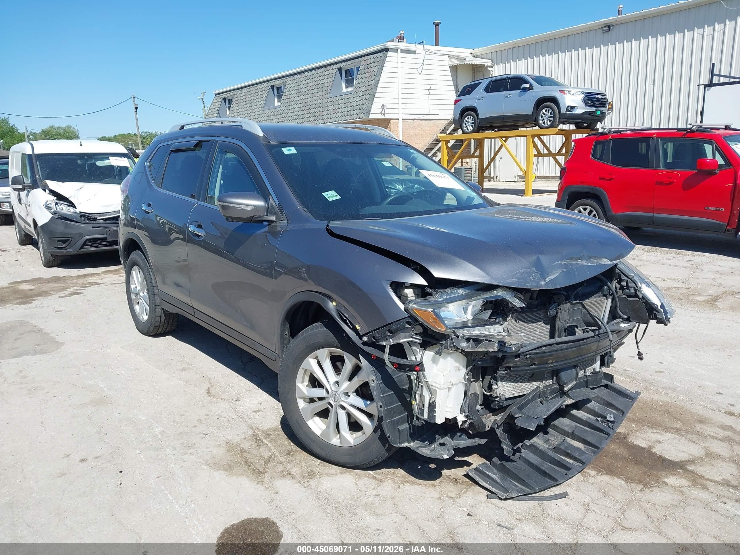 2014 Nissan Rogue SL, VIN 5N1AT2MV7EC806562 — Повреждение рамы