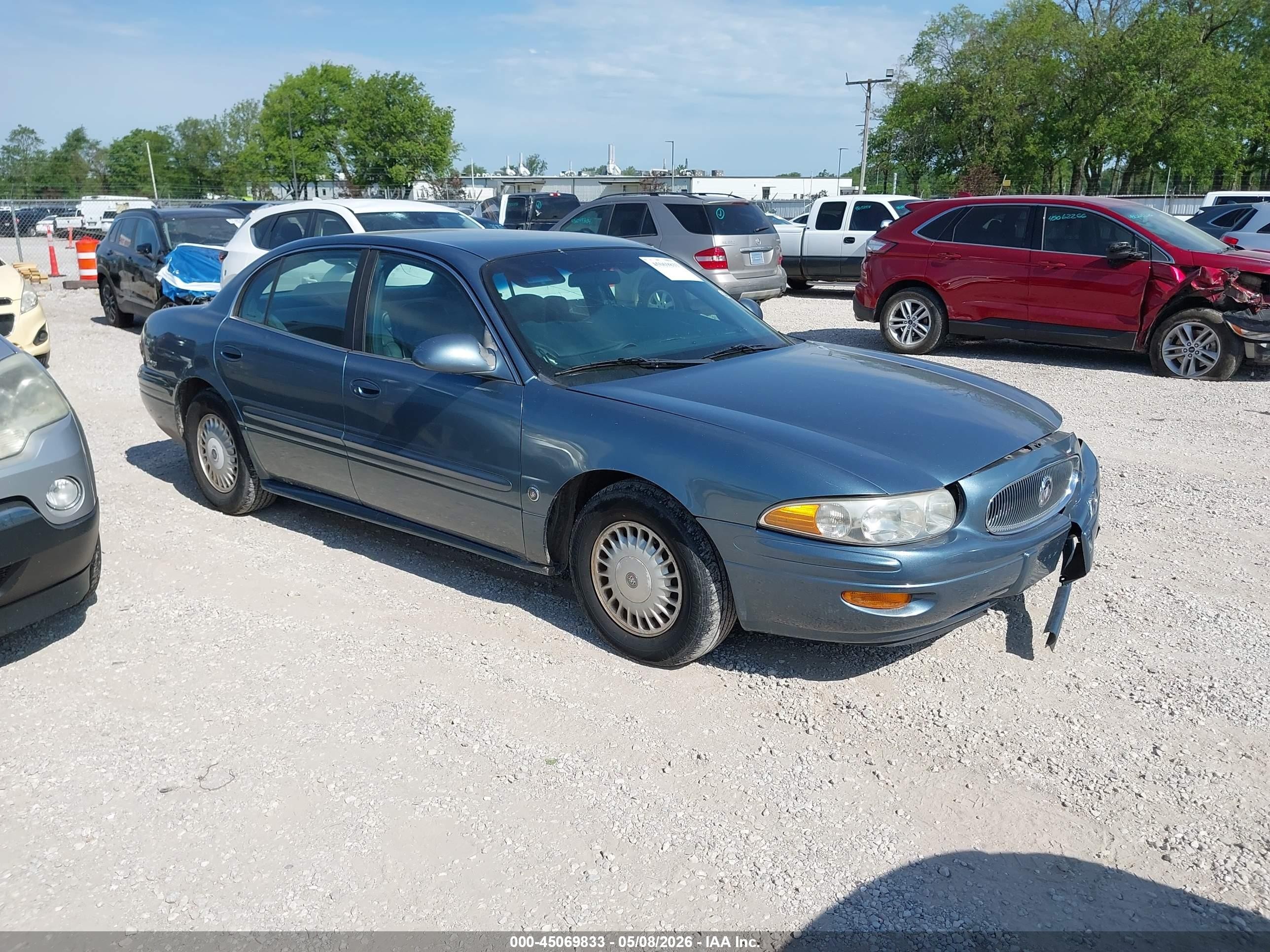 2000 Buick LeSabre Custom, VIN 1G4HP54K1Y4229911 — Front end
