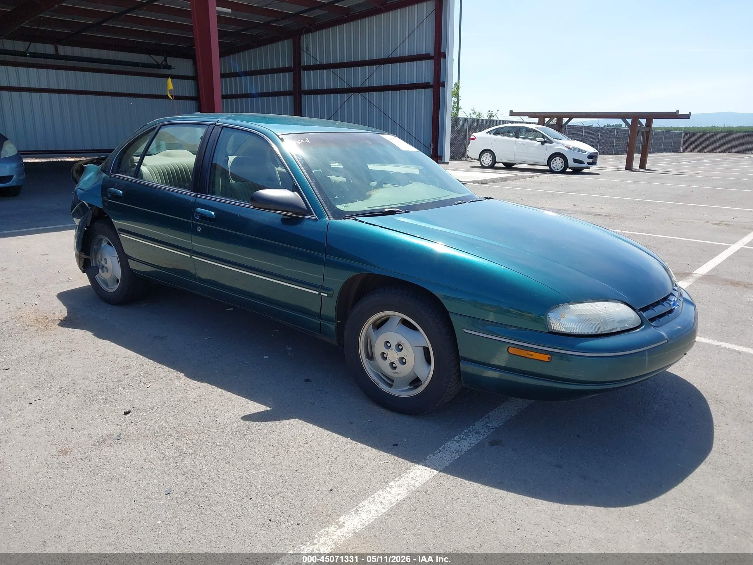 1998 Chevrolet Lumina, VIN 2G1WL52MXW9314843 — Rear end
