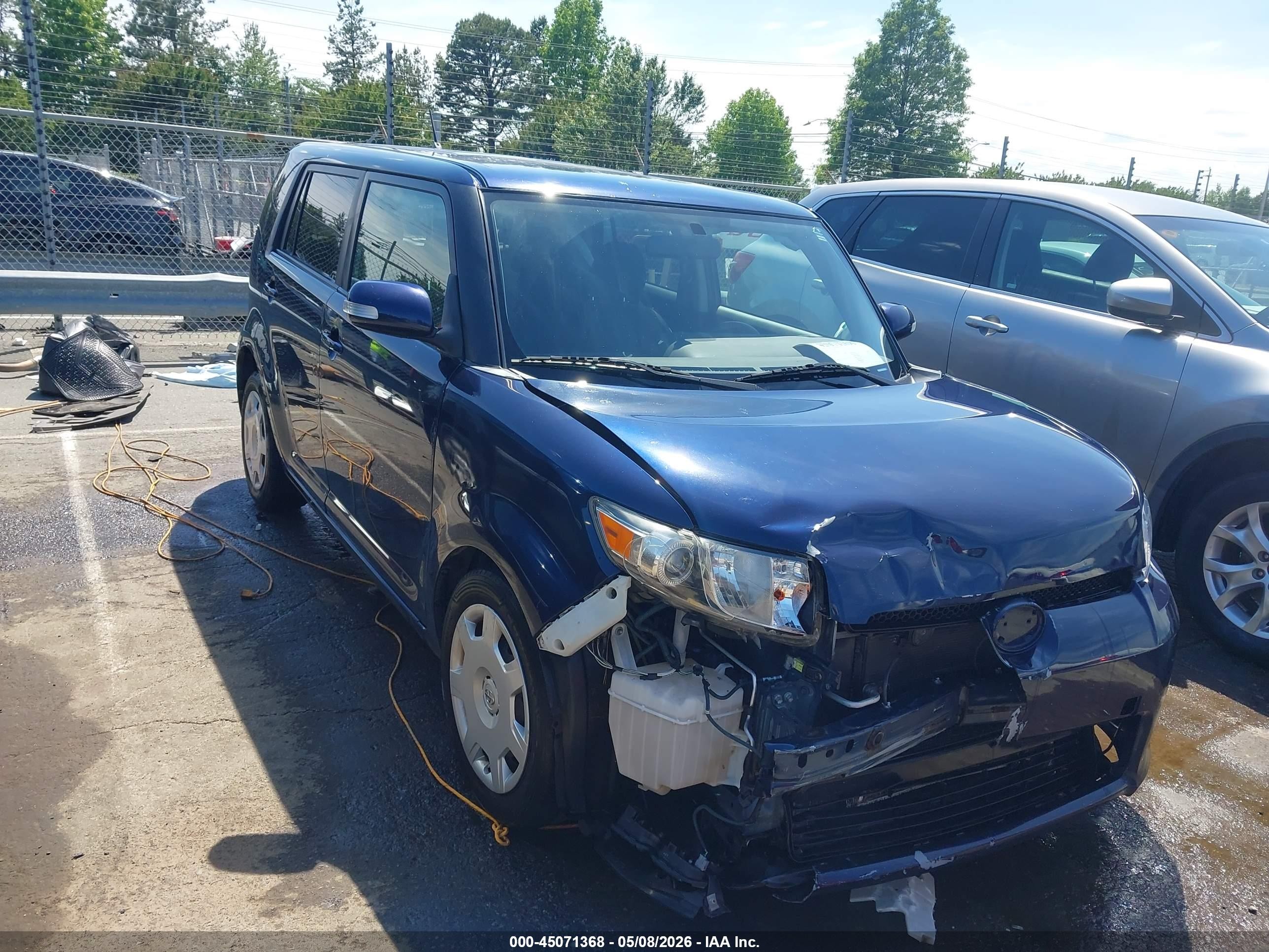 2014 Scion xB, VIN JTLZE4FEXEJ062871 — Front end