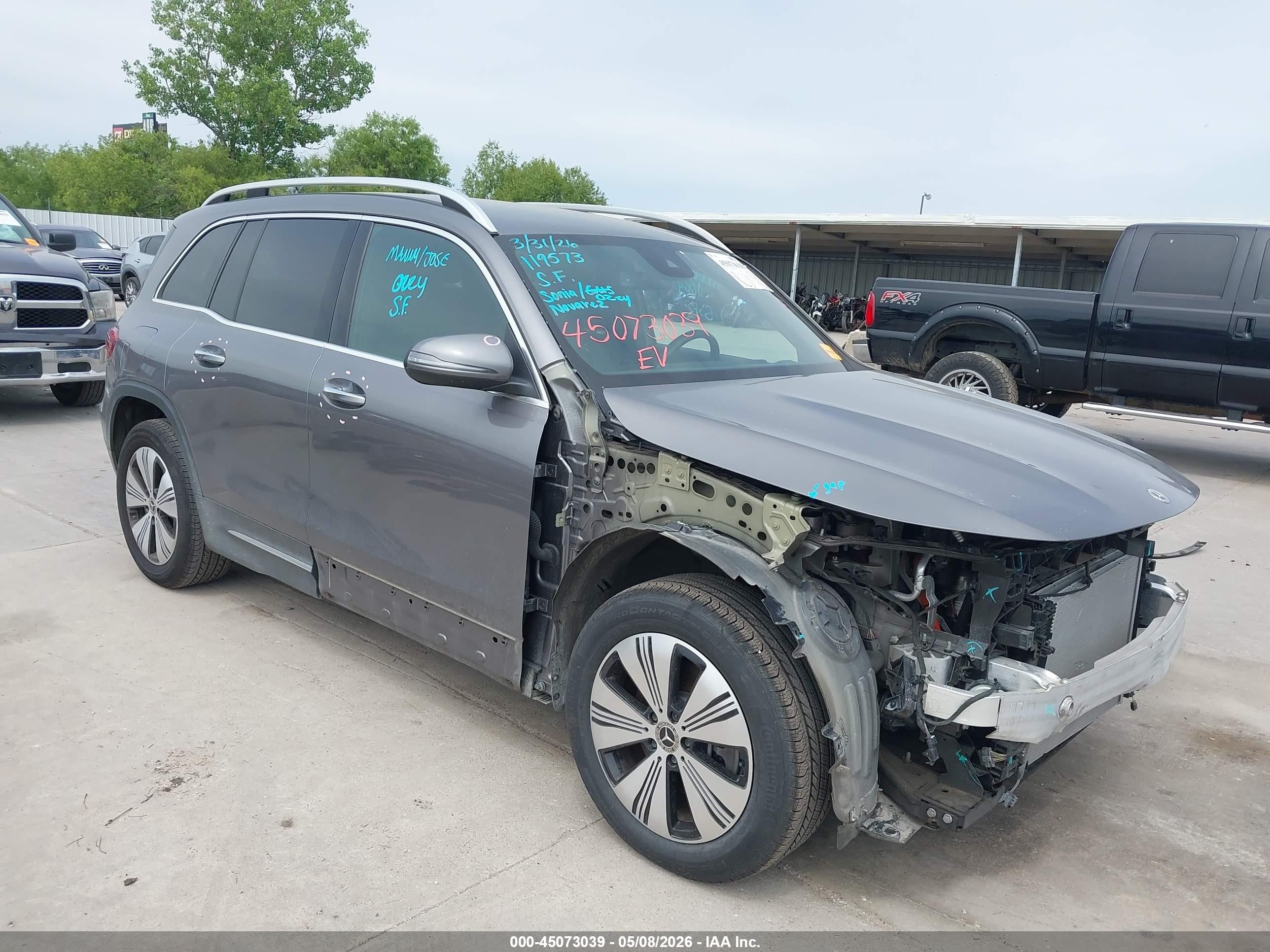 2023 Mercedes-Benz EQB 250+, VIN W1N9M0CBXPN053447 — Front end