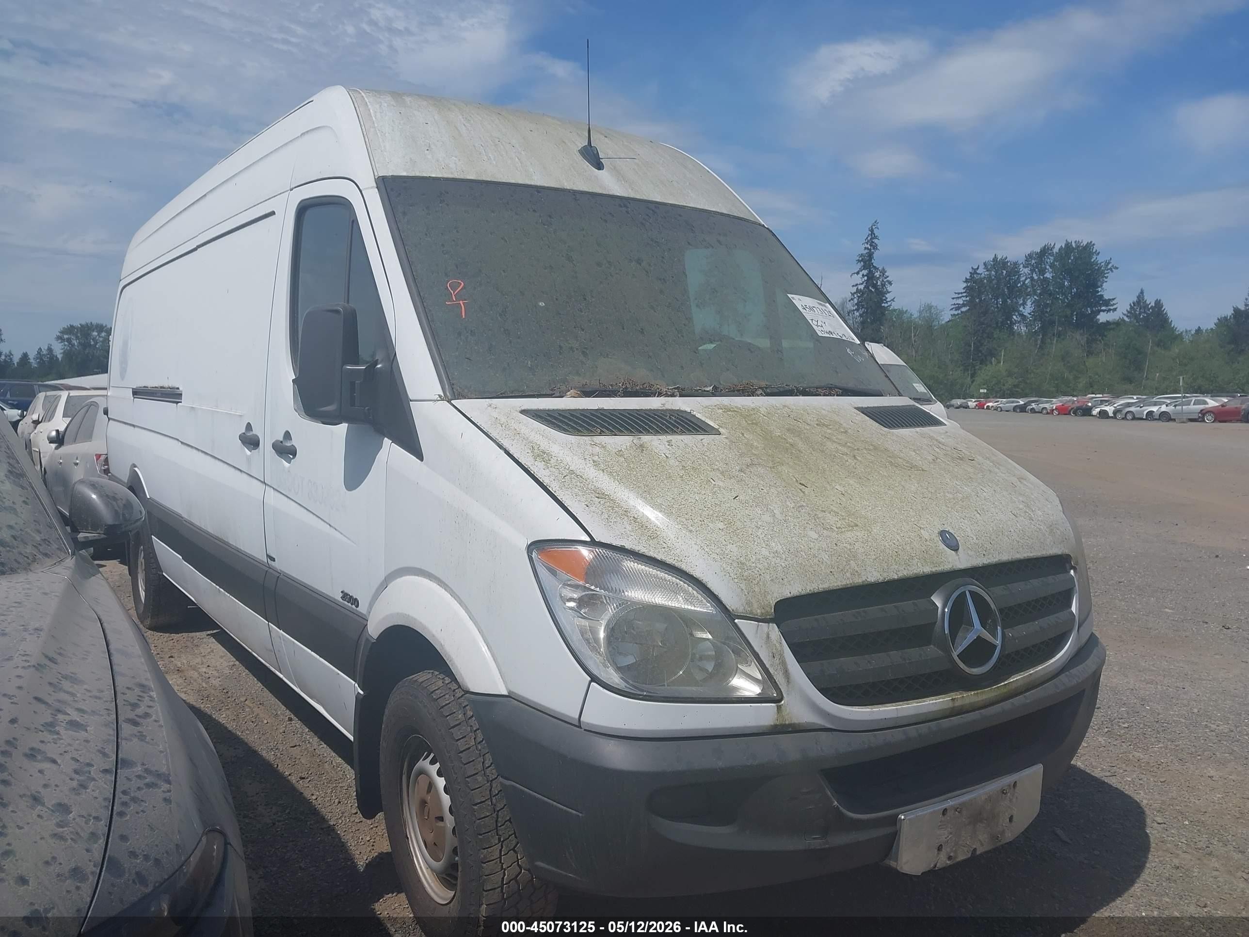 2013 Mercedes-Benz Sprinter Cargo, VIN WD3PE8CC6D5776818 — Rear end