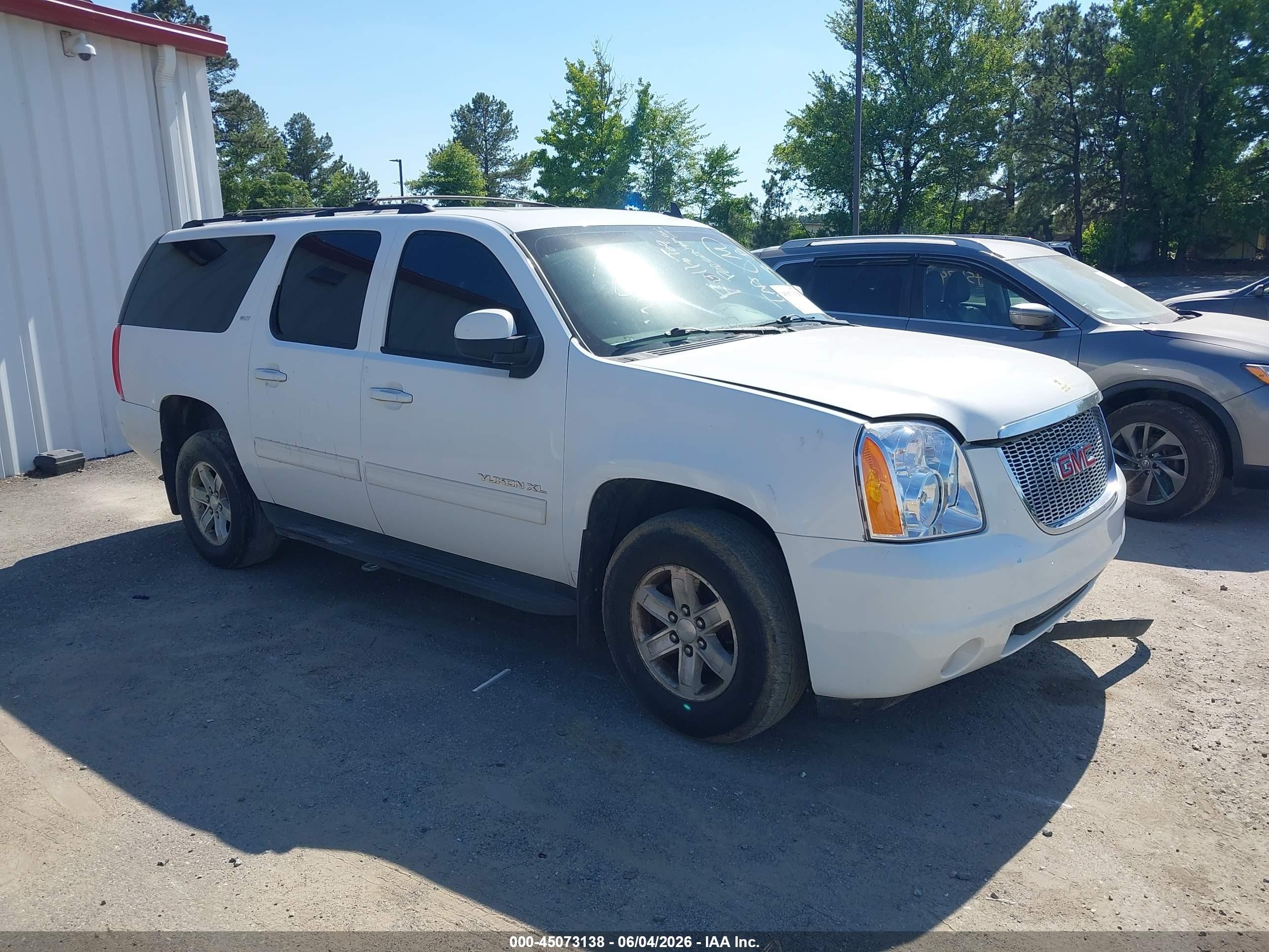 2012 GMC Yukon XL SLT, VIN 1GKS2KE70CR204323 — Repossession