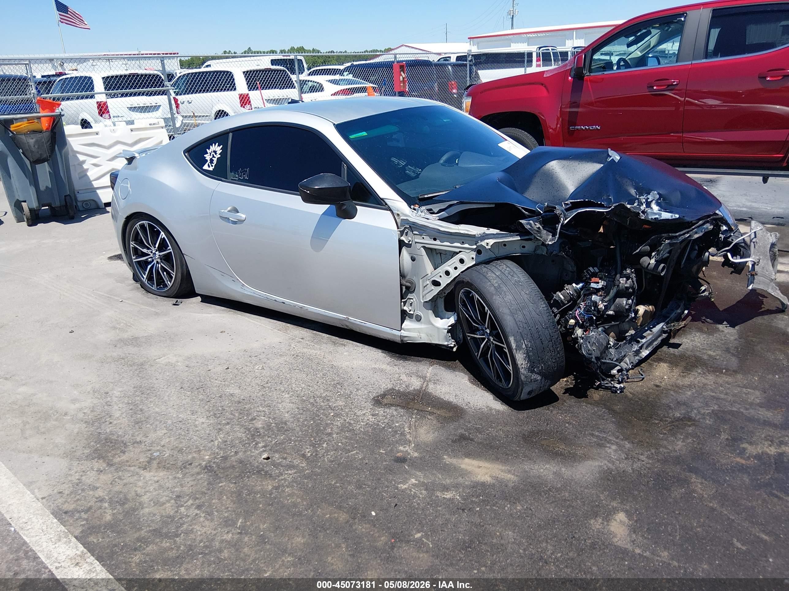 2014 Subaru BRZ Limited, VIN JF1ZCAC12E8605368 — Front end