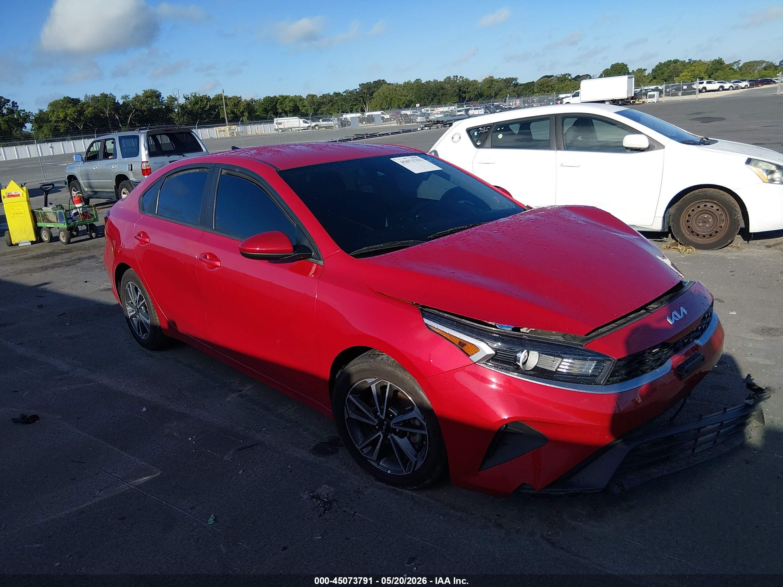 2023 Kia Forte LXS, VIN 3KPF24AD7PE597467 — Front end
