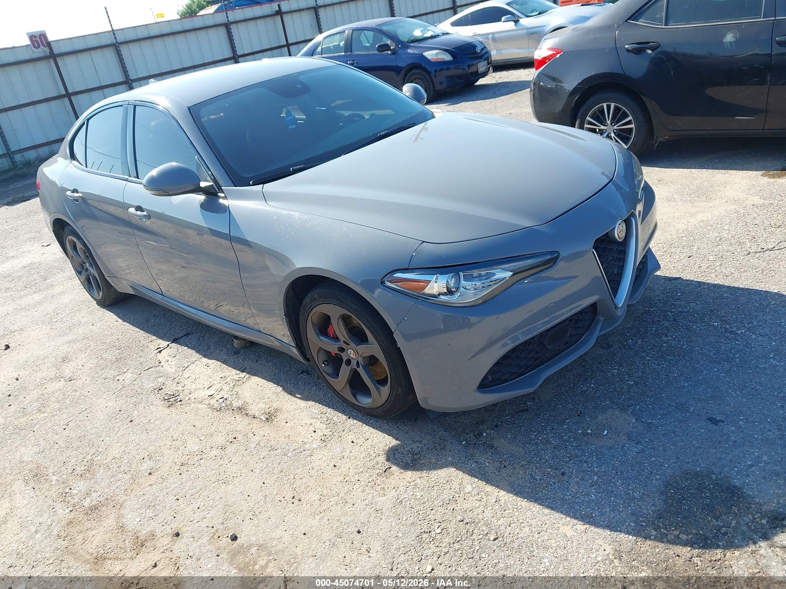 2017 Alfa Romeo Giulia, VIN ZARFAEDN3H7534547 — Normal wear