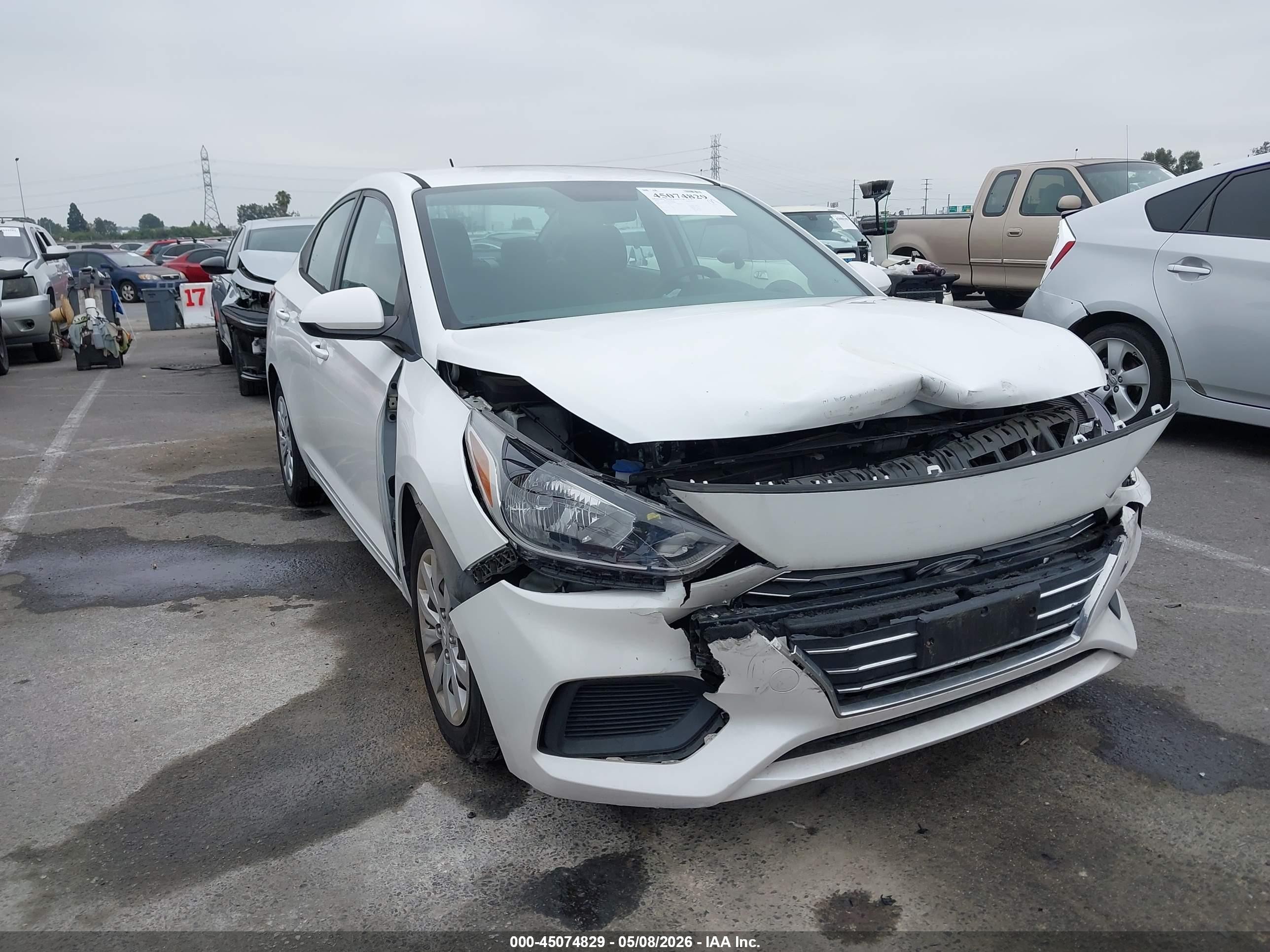 2021 Hyundai Accent SE, VIN 3KPC24A61ME147880 — Front end