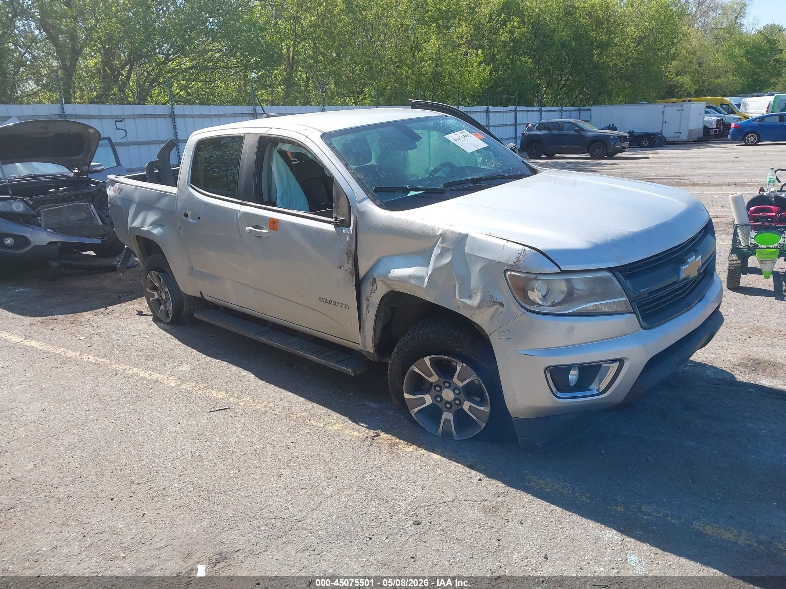2015 Chevrolet Colorado 4WD Z71, VIN 1GCGTCE31F1203122 — Side