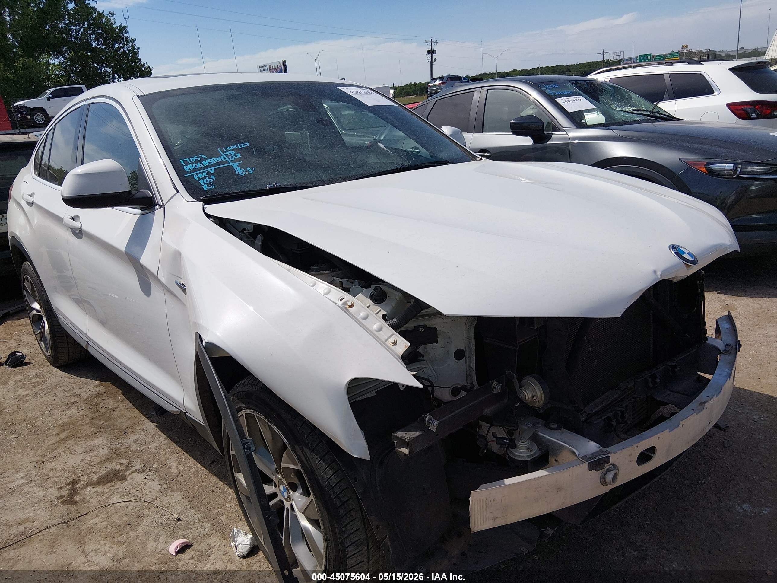 2018 BMW X4 xDrive28i, VIN 5UXXW3C59J0Y66057 — Перед