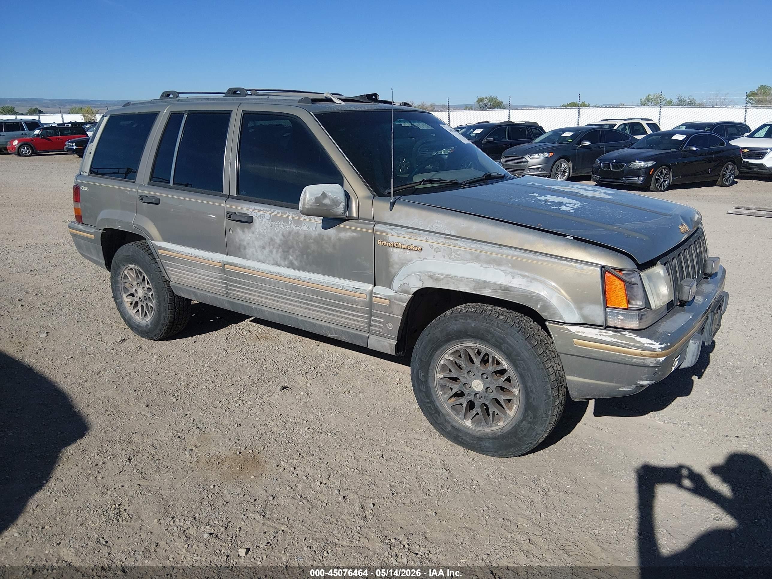 1995 Jeep Grand Cherokee Limited, VIN 1J4GZ78Y4SC765800 — Normal wear
