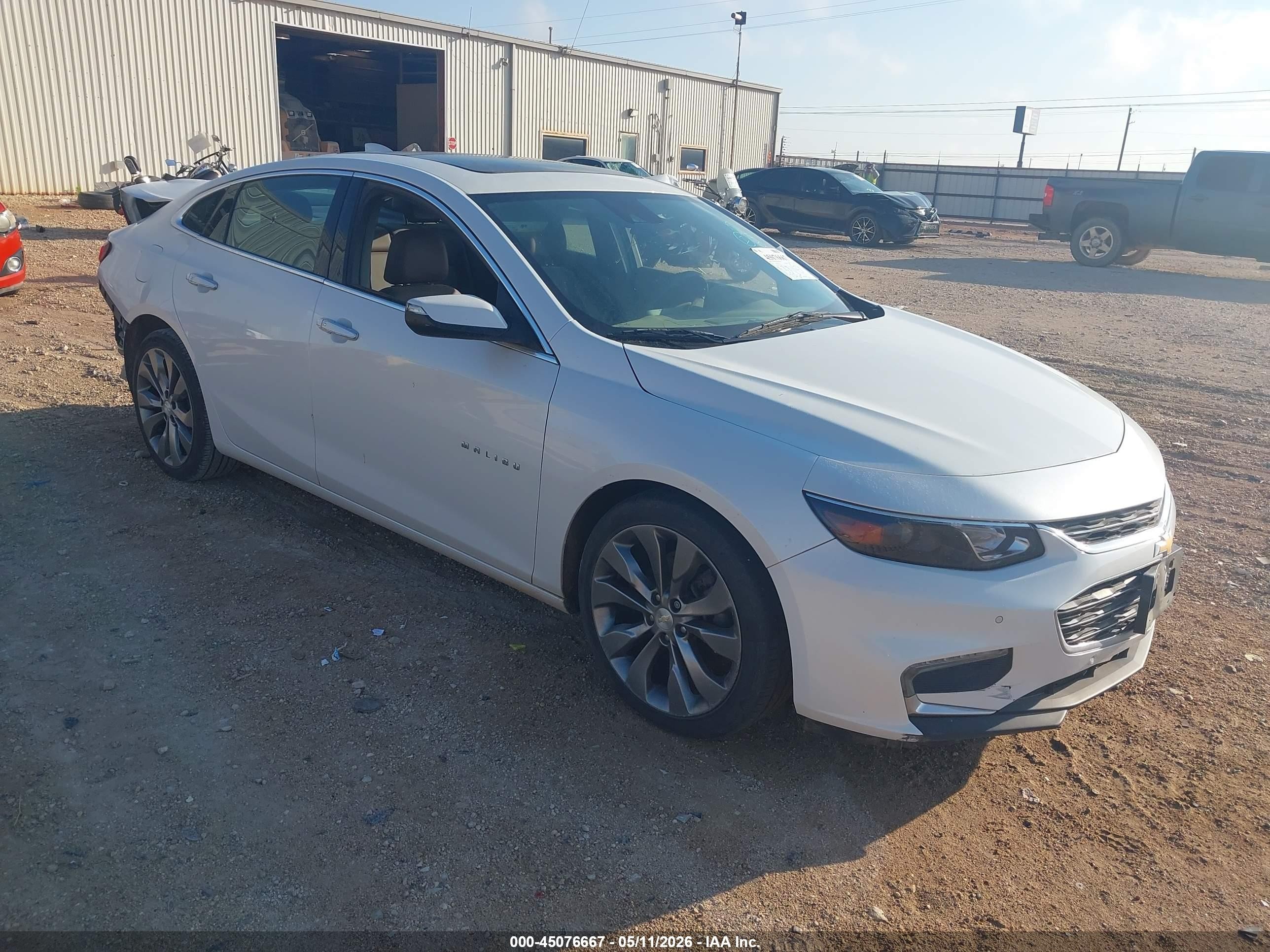 2016 Chevrolet Malibu Premier, VIN 1G1ZH5SX4GF198590 — Rear end