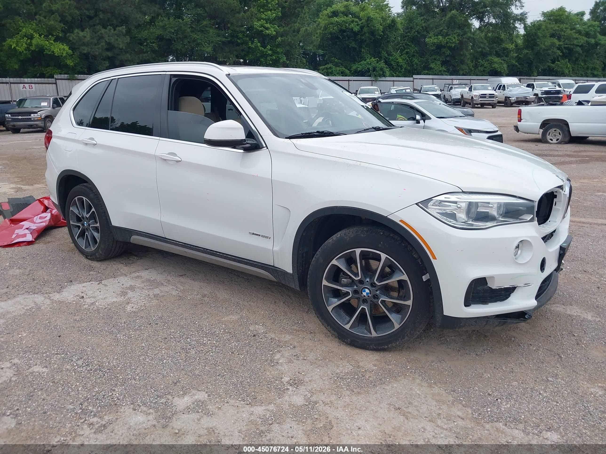 2018 BMW X5 sDrive35i, VIN 5UXKR2C55J0Z17694 — Front end