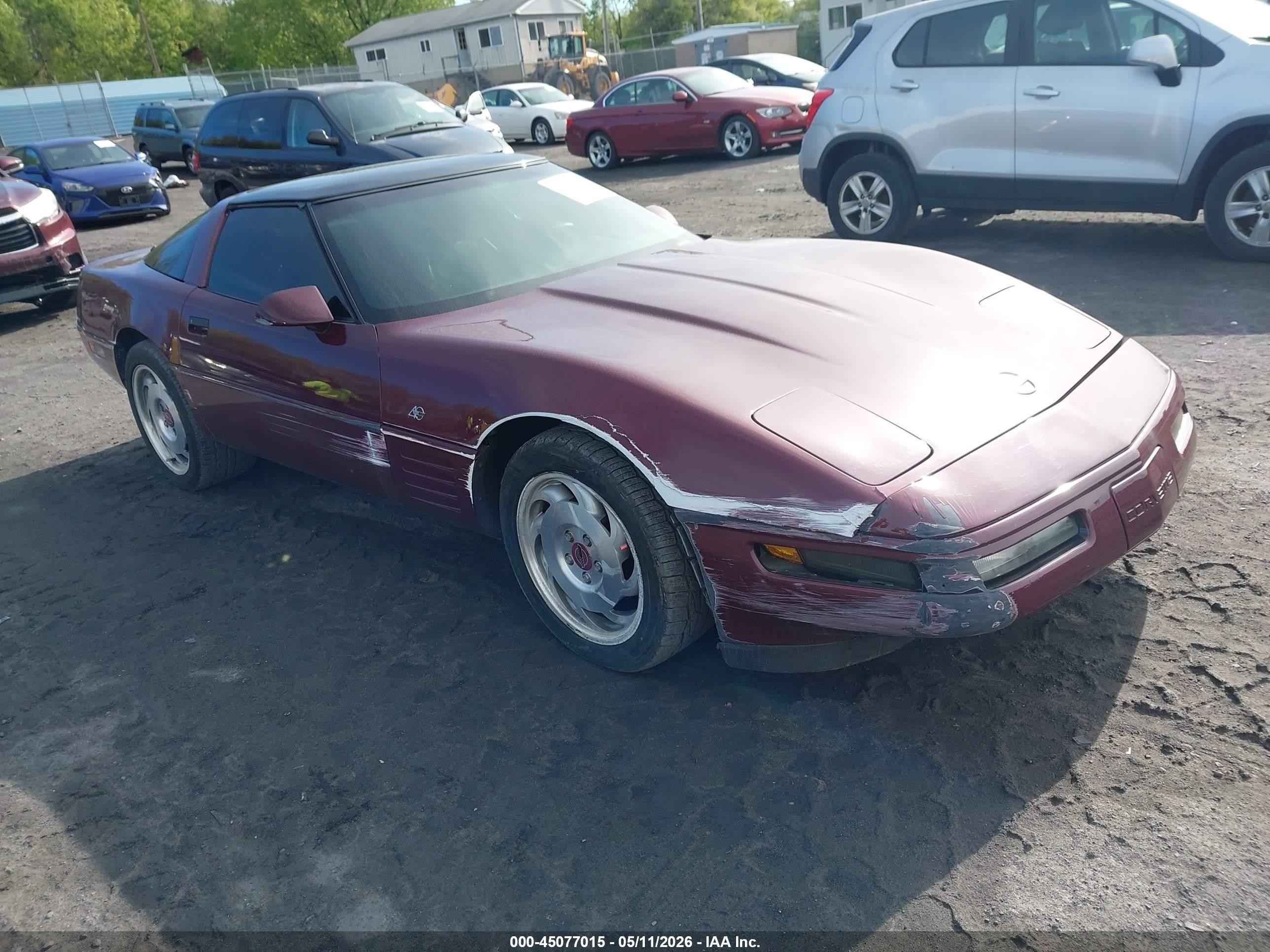 1993 Chevrolet Corvette, VIN 1G1YY23P4P5107543 — Side