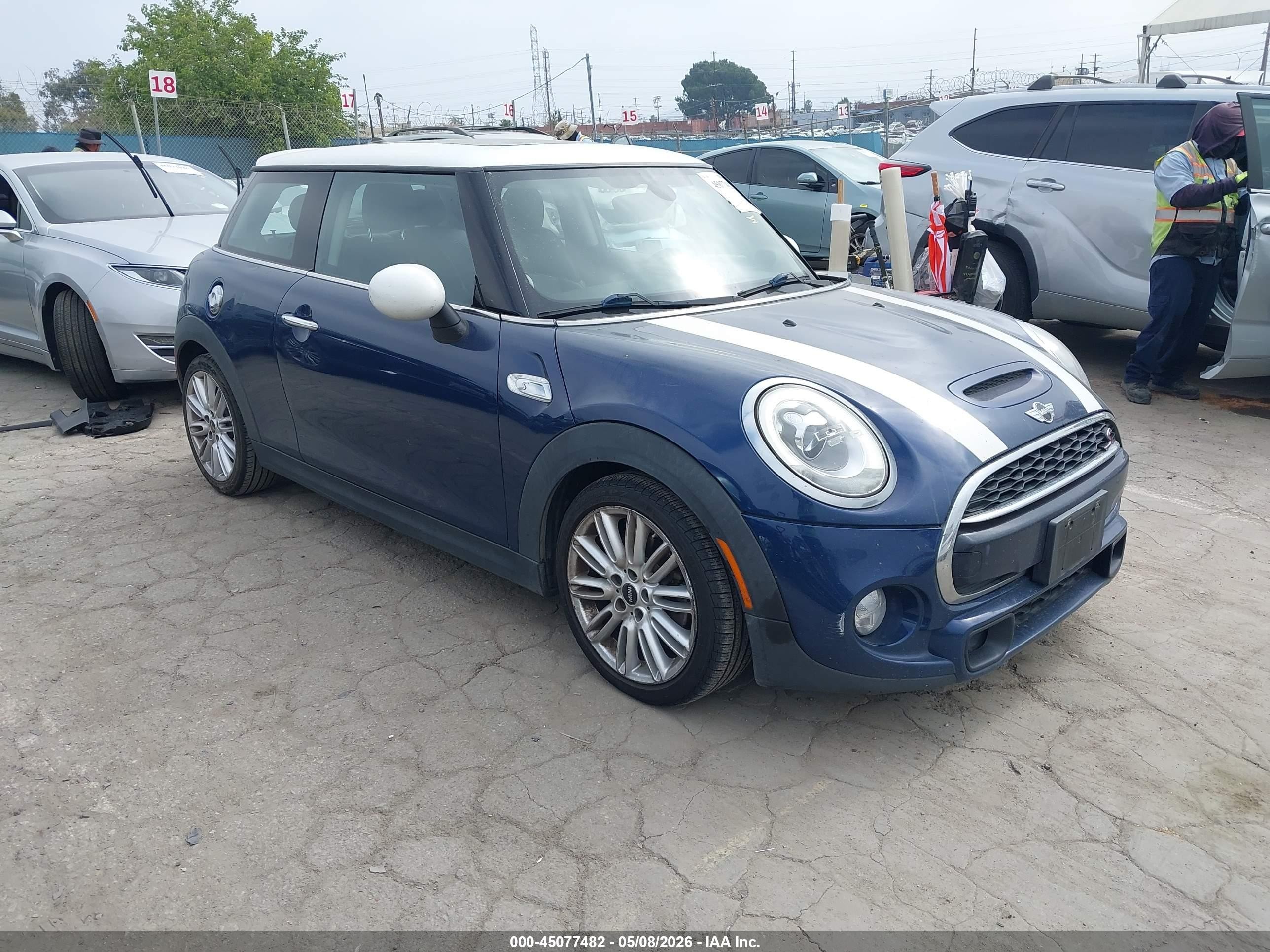 2016 MINI Hardtop S, VIN WMWXP7C56G2A42844 — Обычный износ