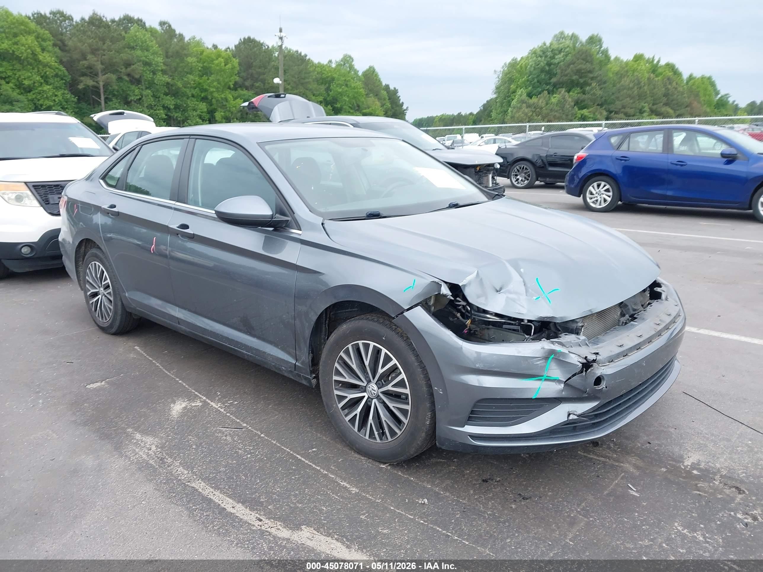 2021 Volkswagen Jetta S, VIN 3VWC57BU6MM103513 — Перед
