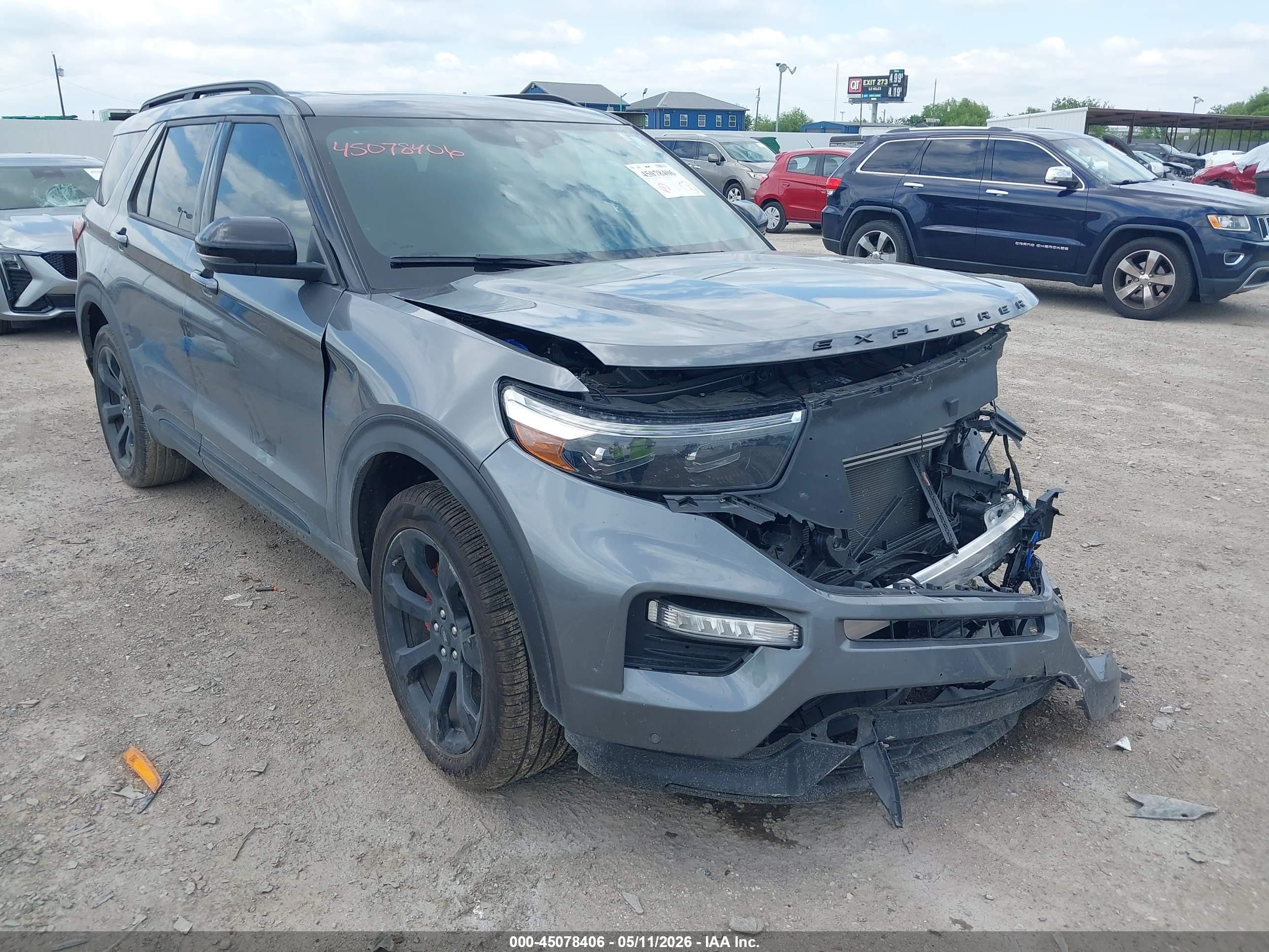 2023 Ford Explorer ST, VIN 1FM5K8GC1PGB67186 — Front end