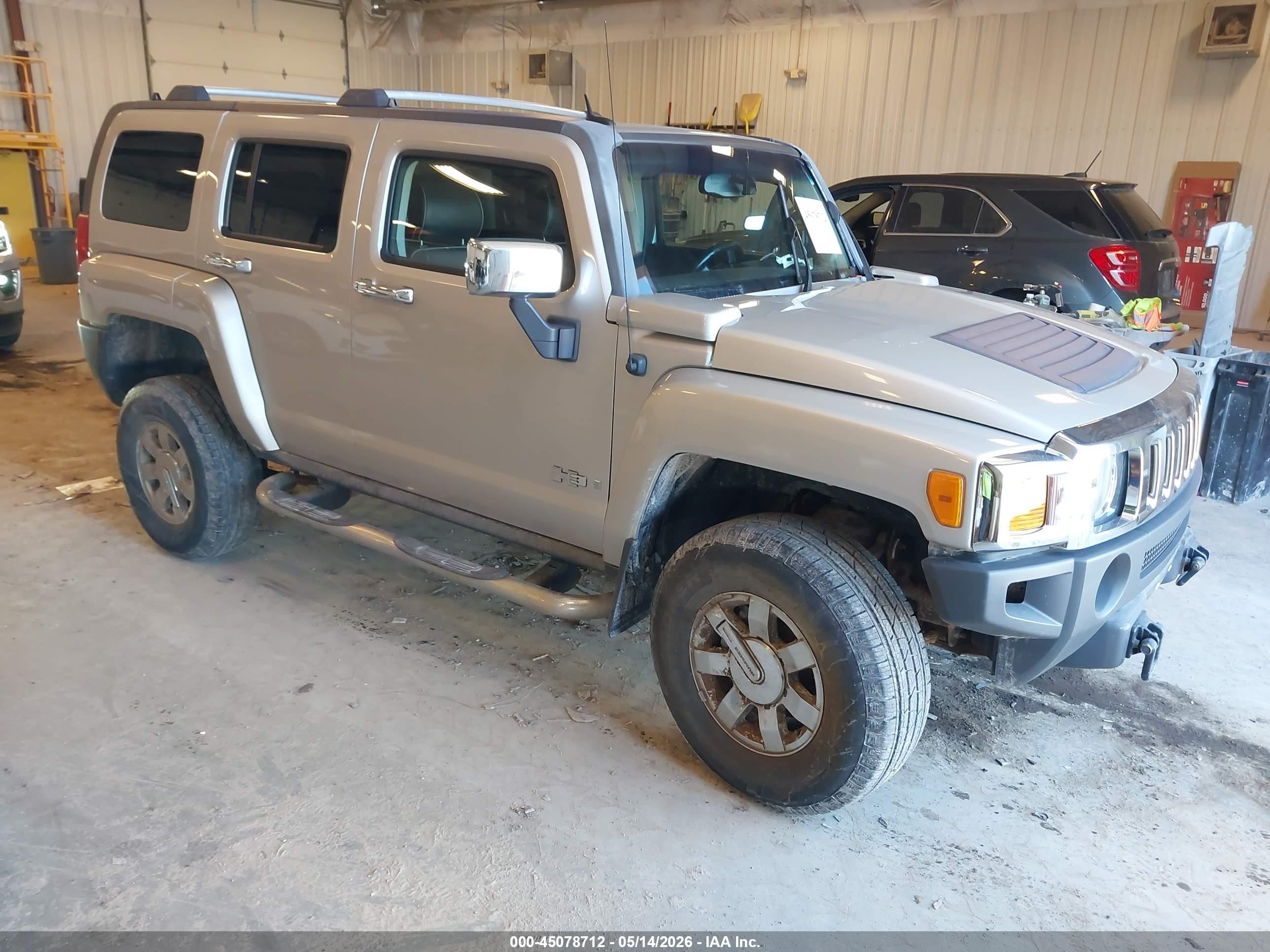 2006 Hummer H3, VIN 5GTDN136668104519 — Undercarriage